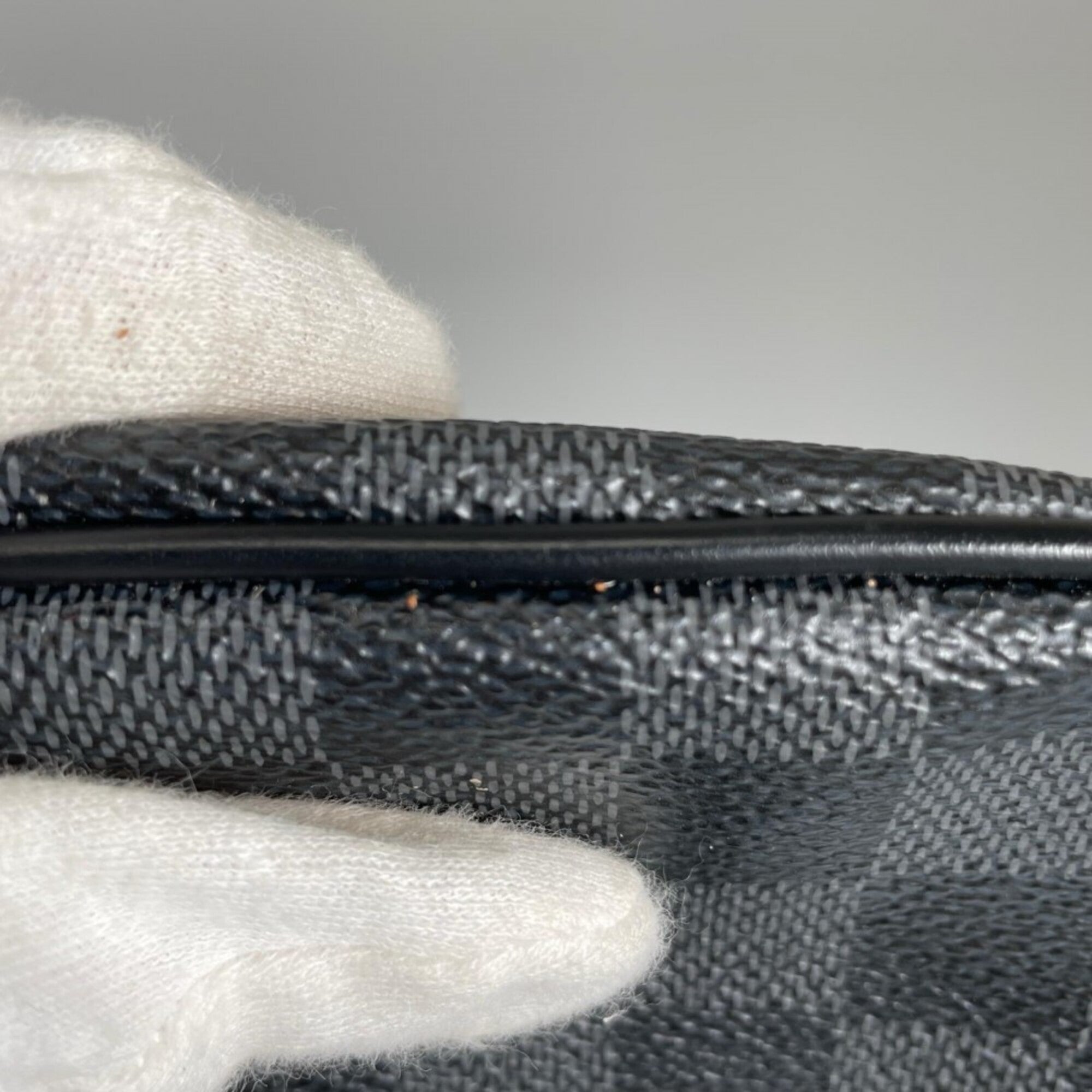 Louis Vuitton Black White Damier Graphite Shoulder Bag (Pre-Owned)
