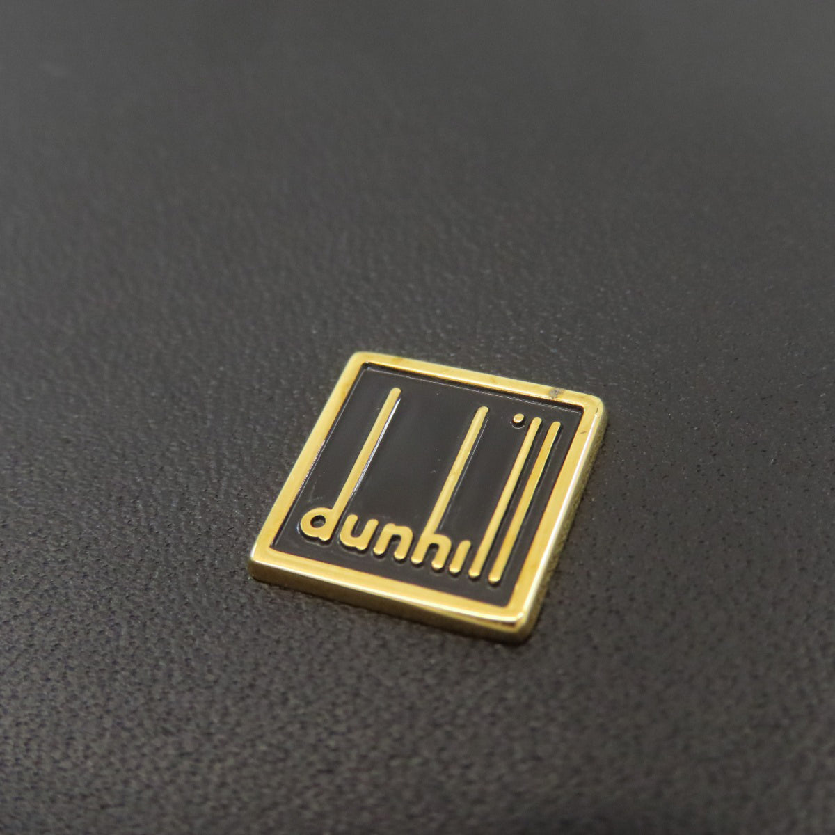 Dunhill Black Leather Long Wallet (Bi-Fold) (Pre-Owned)