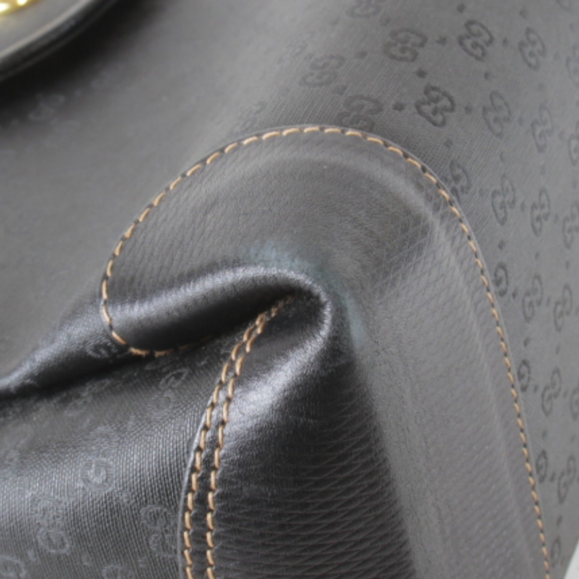 Gucci Microguccissima Black Micro Gg Leather Shoulder Bag (Pre-Owned)