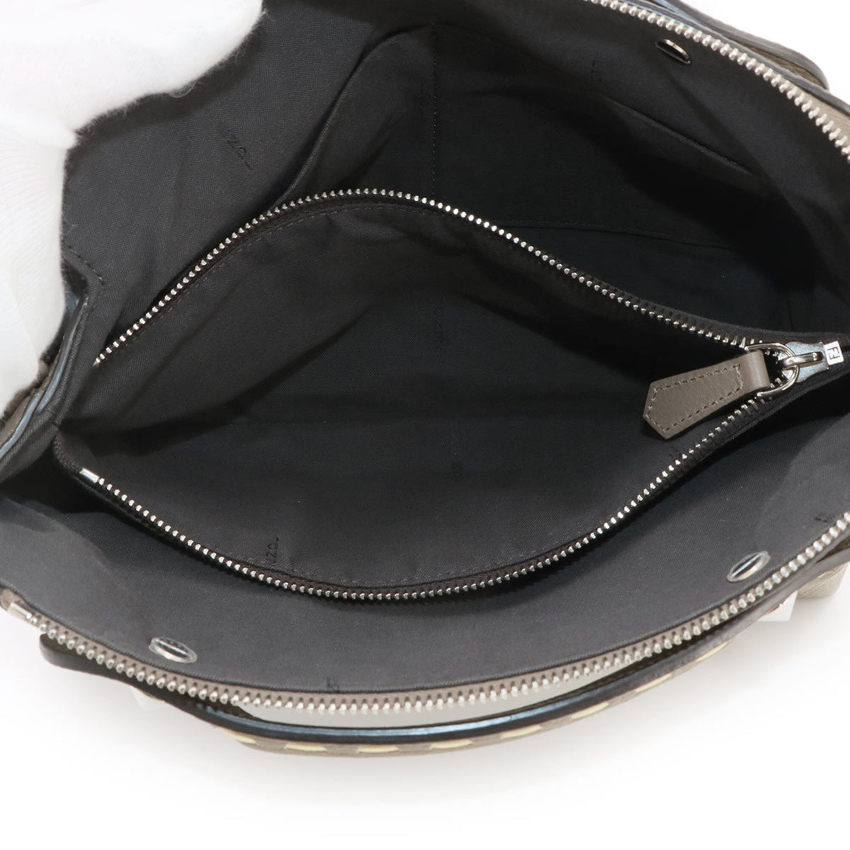 Fendi Beige Leather Handbag (Pre-Owned)