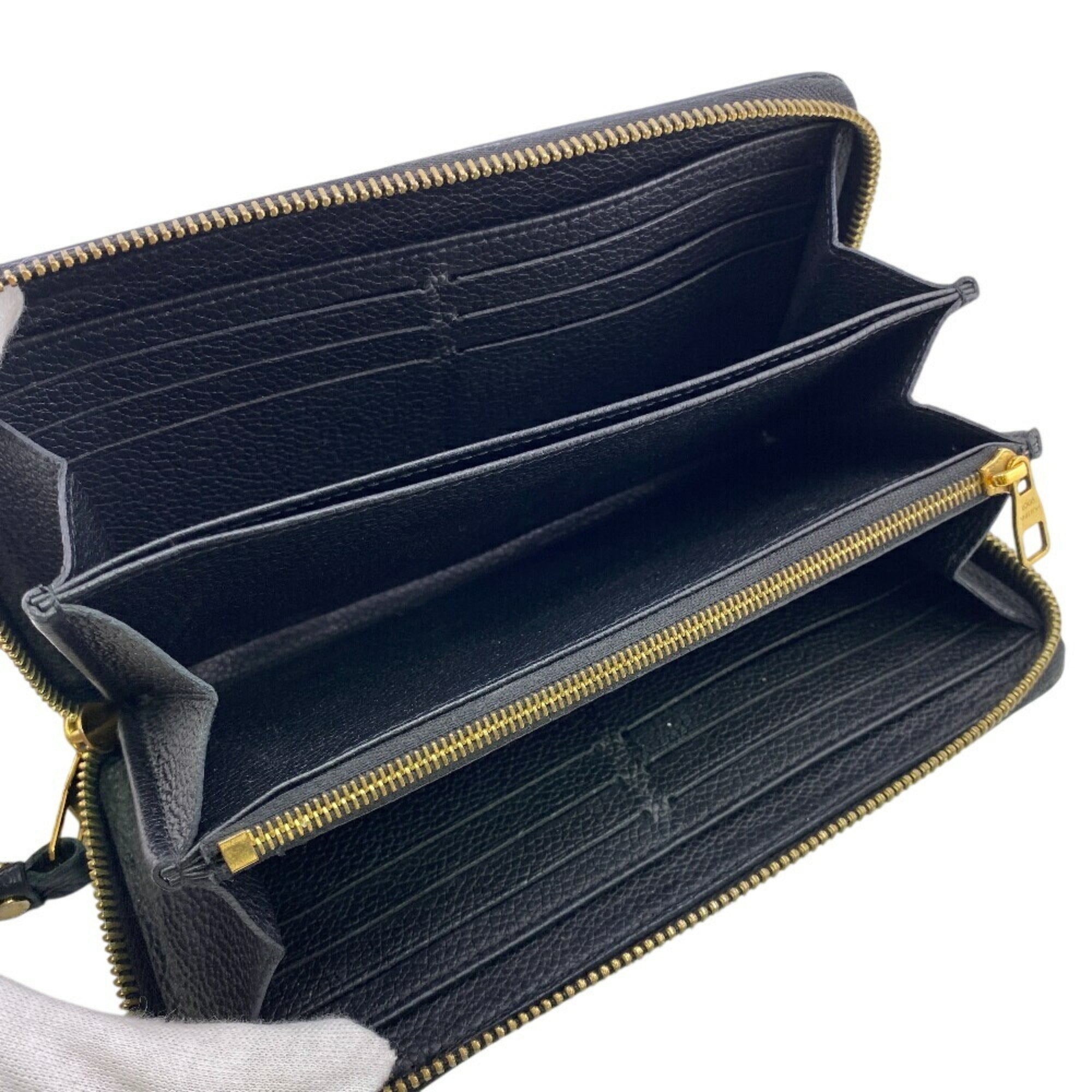 Louis Vuitton Black Leather (Pre-Owned)