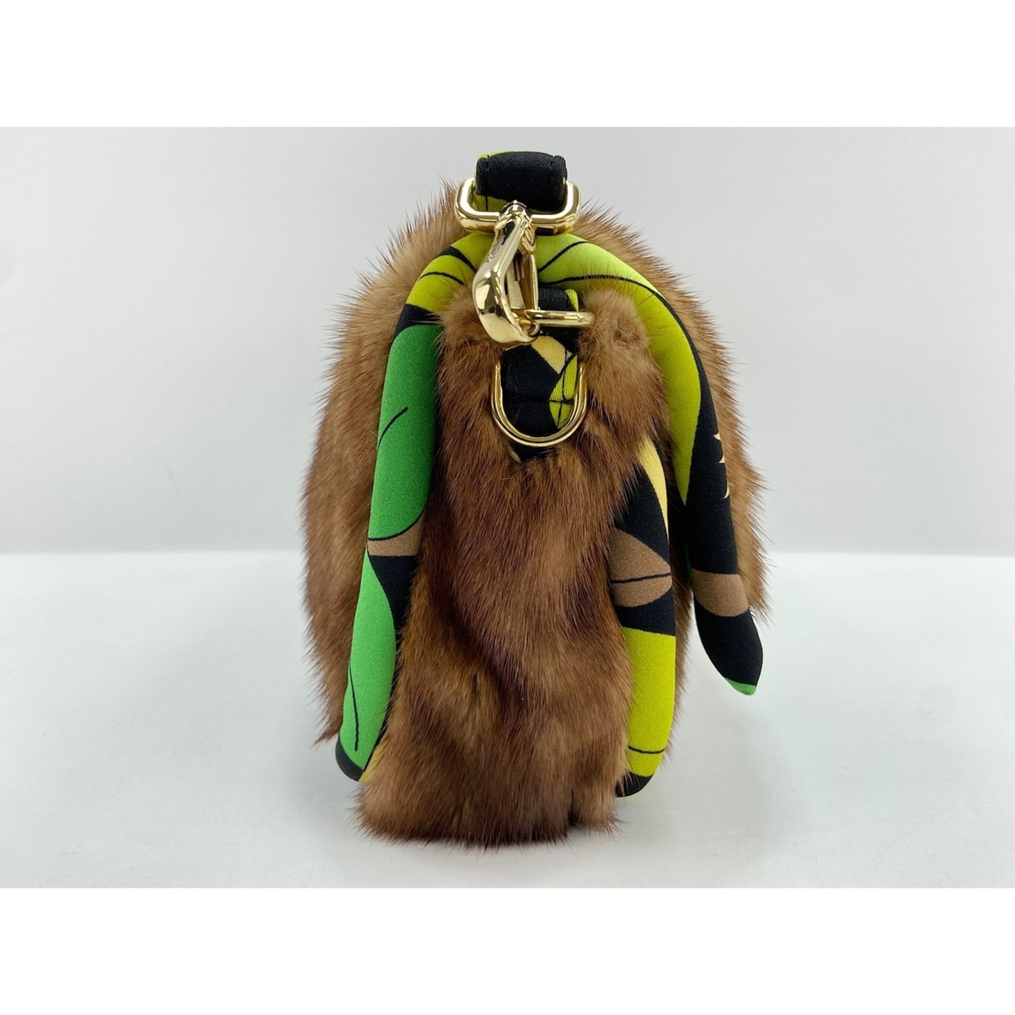 Fendi Green Shoulder Bag (Pre-Owned)