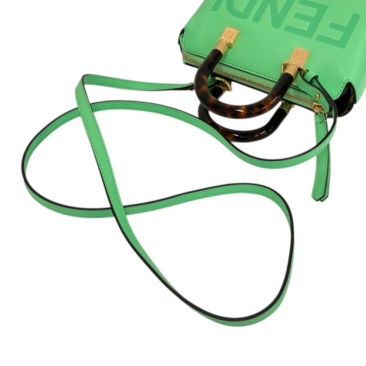 Fendi Light Green Leather Shoulder Bag (Pre-Owned)
