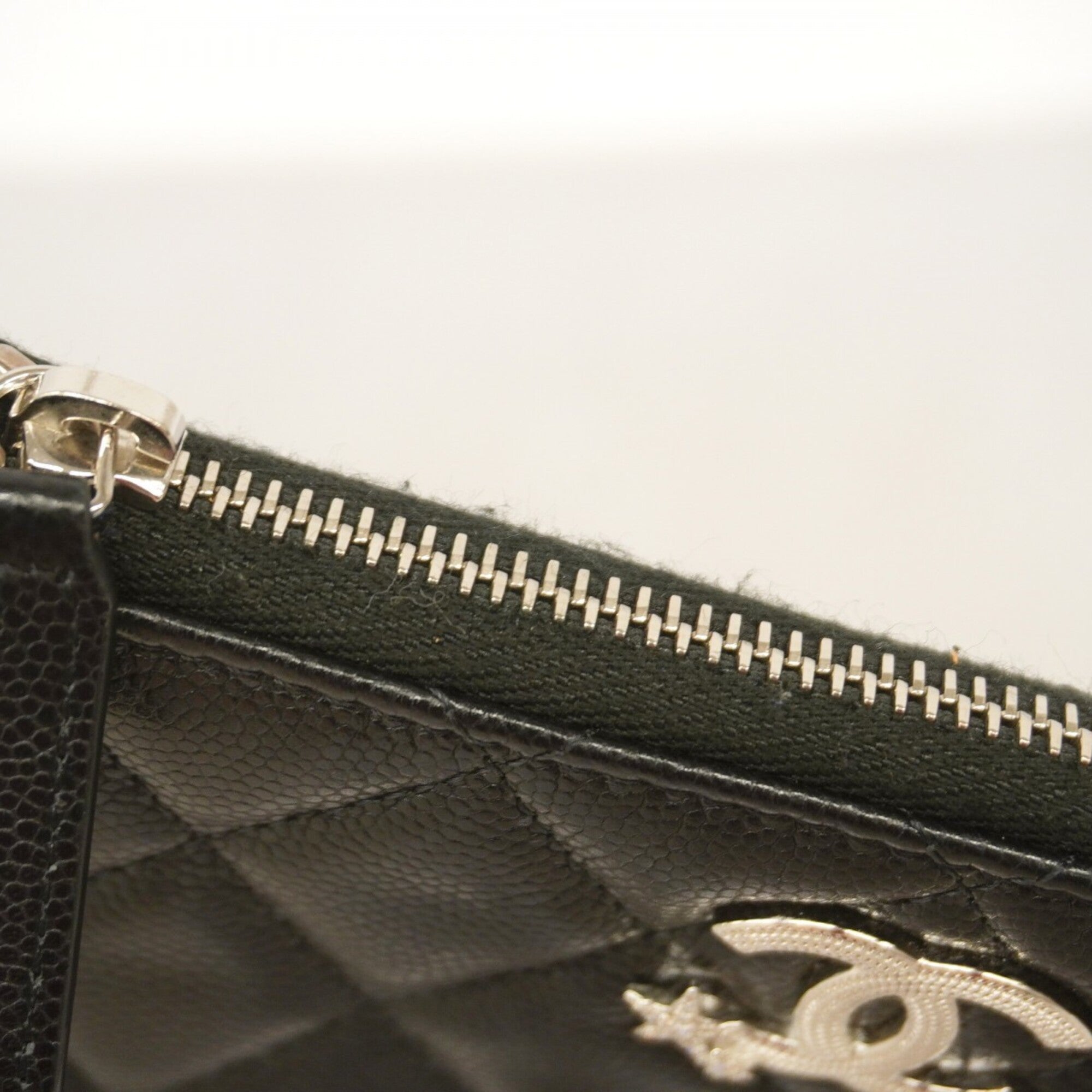 Chanel Black Grained Calfskin Coin Purse/Coin Case (Pre-Owned)