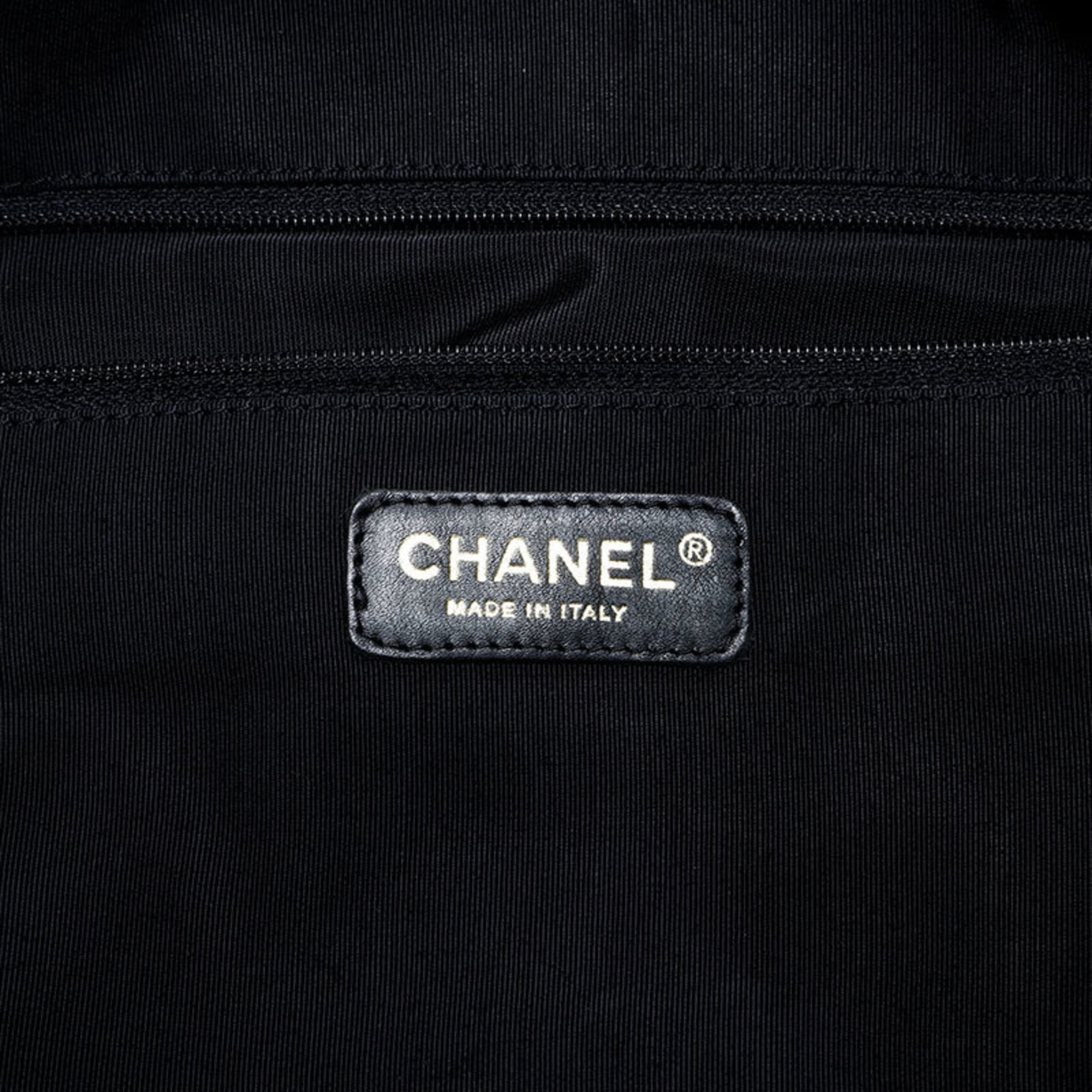 Chanel Matelasse Black Grained Calfskin Boston Bag (Pre-Owned)