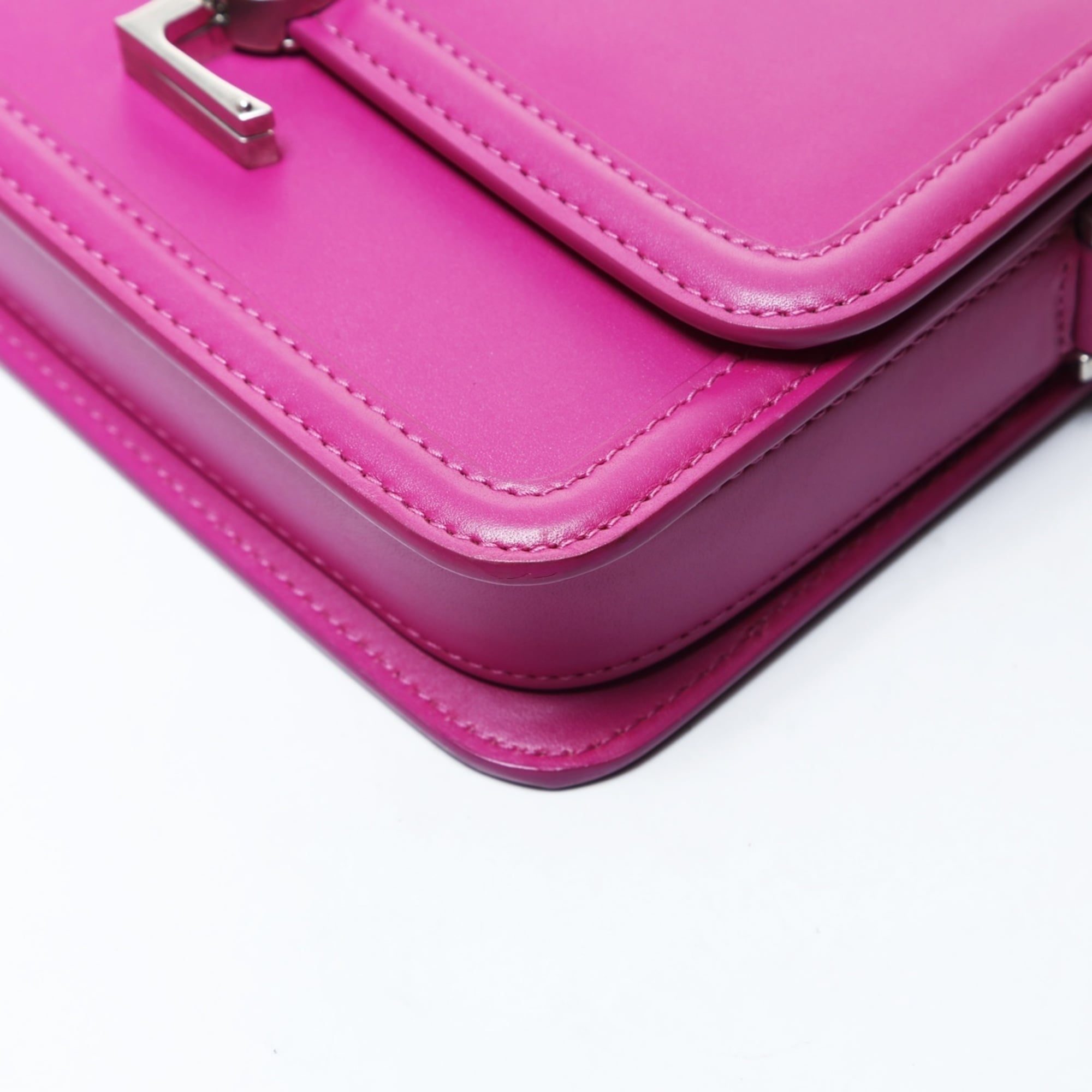 Yves Saint Laurent Pink Shoulder Bag (Pre-Owned)