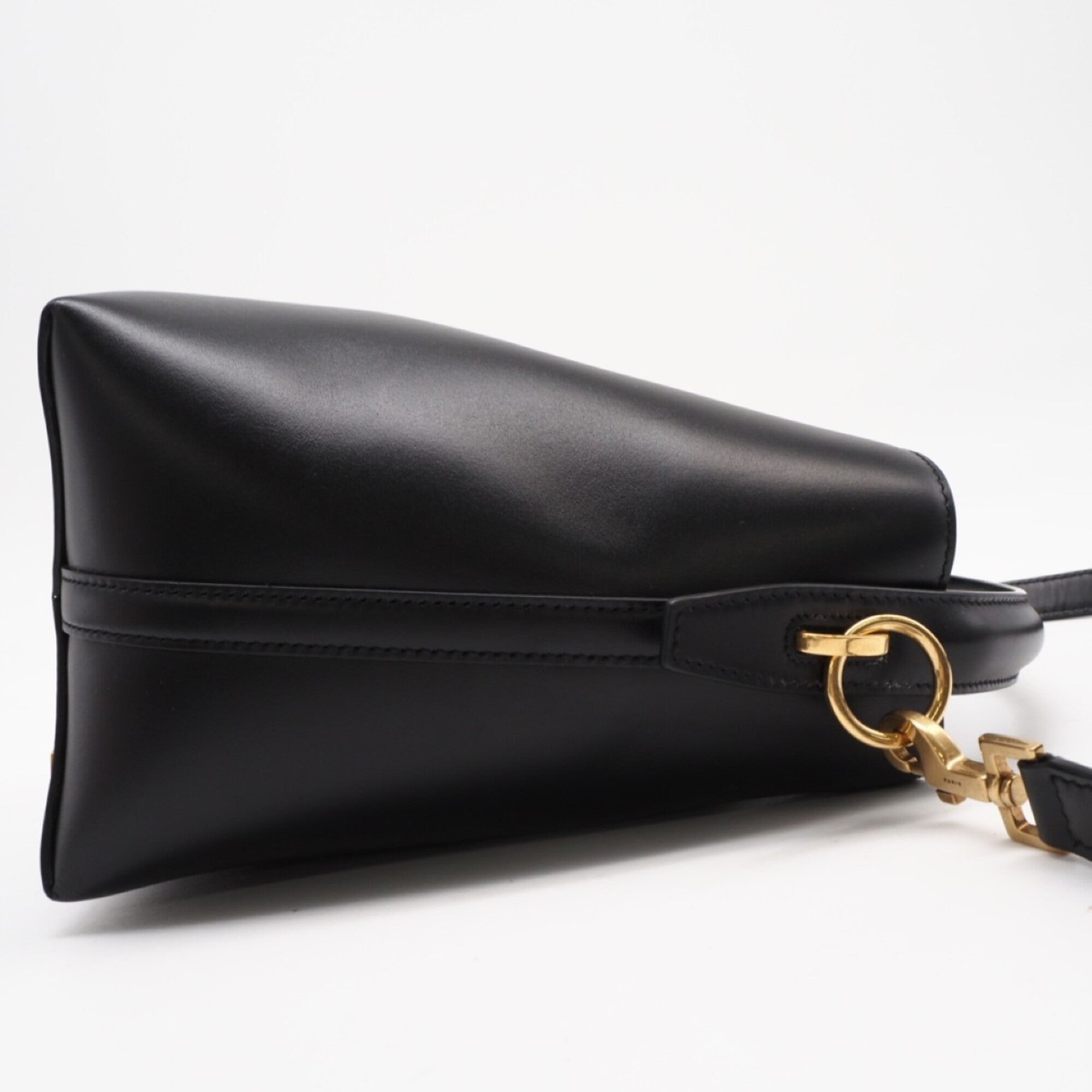 Yves Saint Laurent Black Leather Handbag (Pre-Owned)