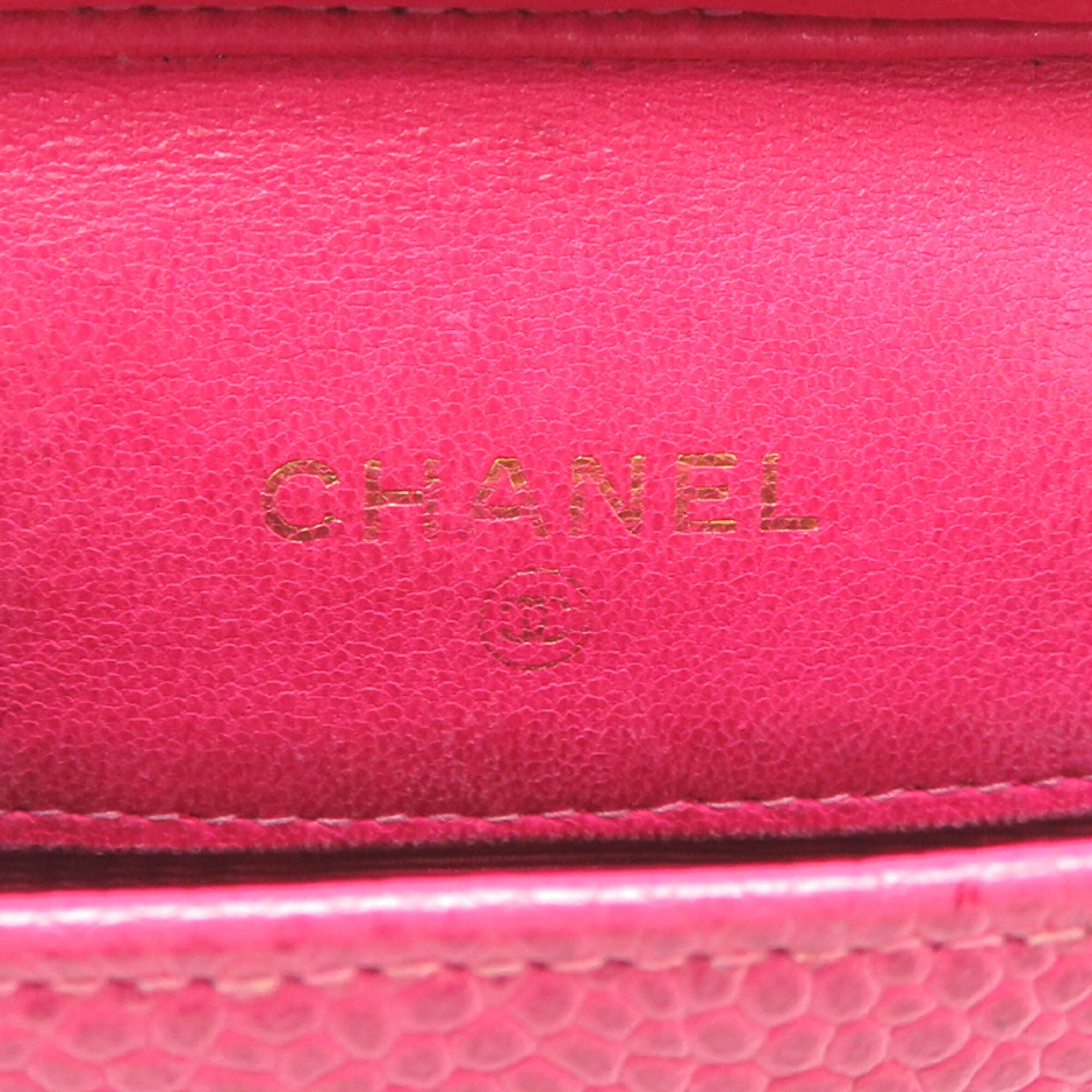 Chanel Pink Grained Calfskin Shoulder Bag (Pre-Owned)