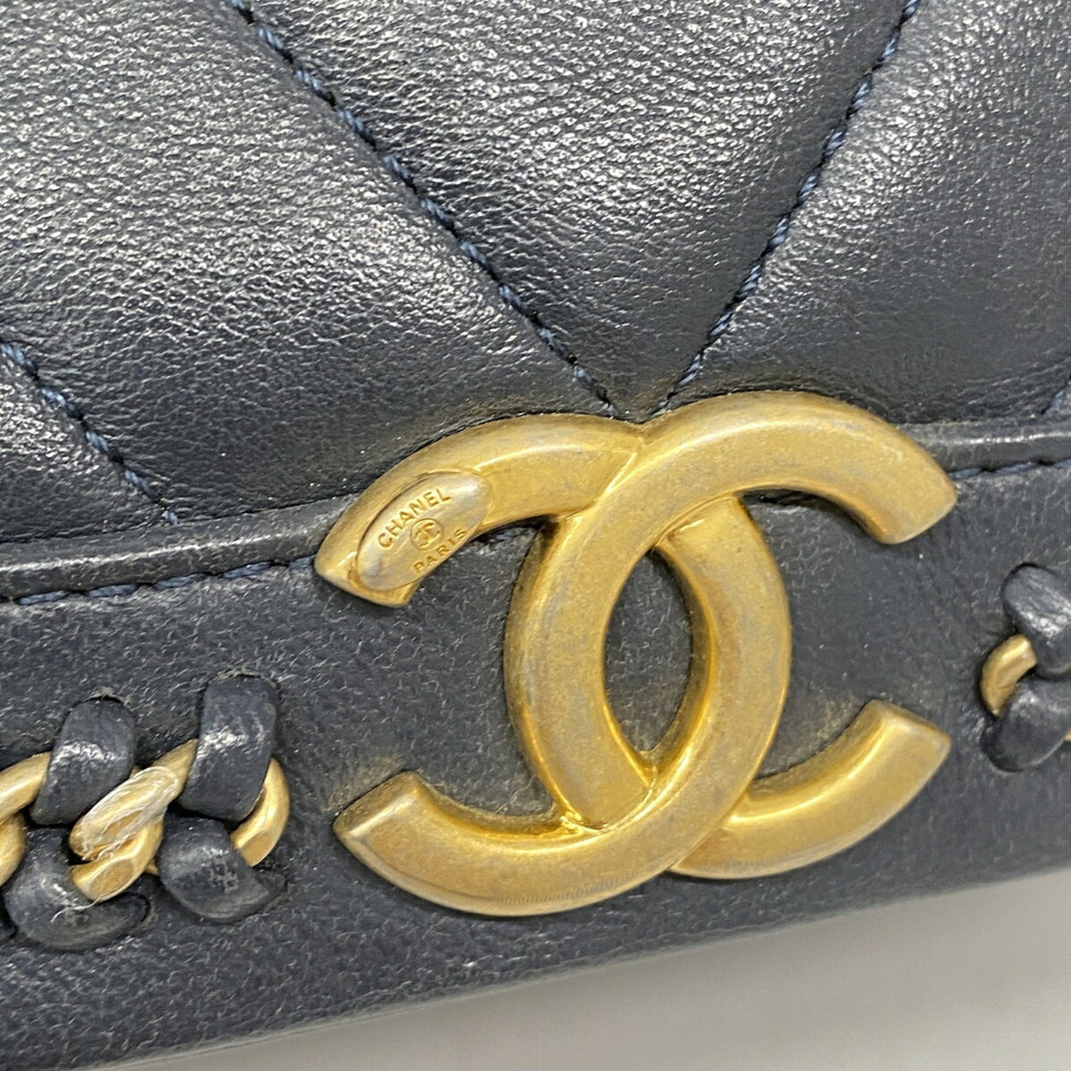 Chanel Navy Leather Shoulder Bag (Pre-Owned)