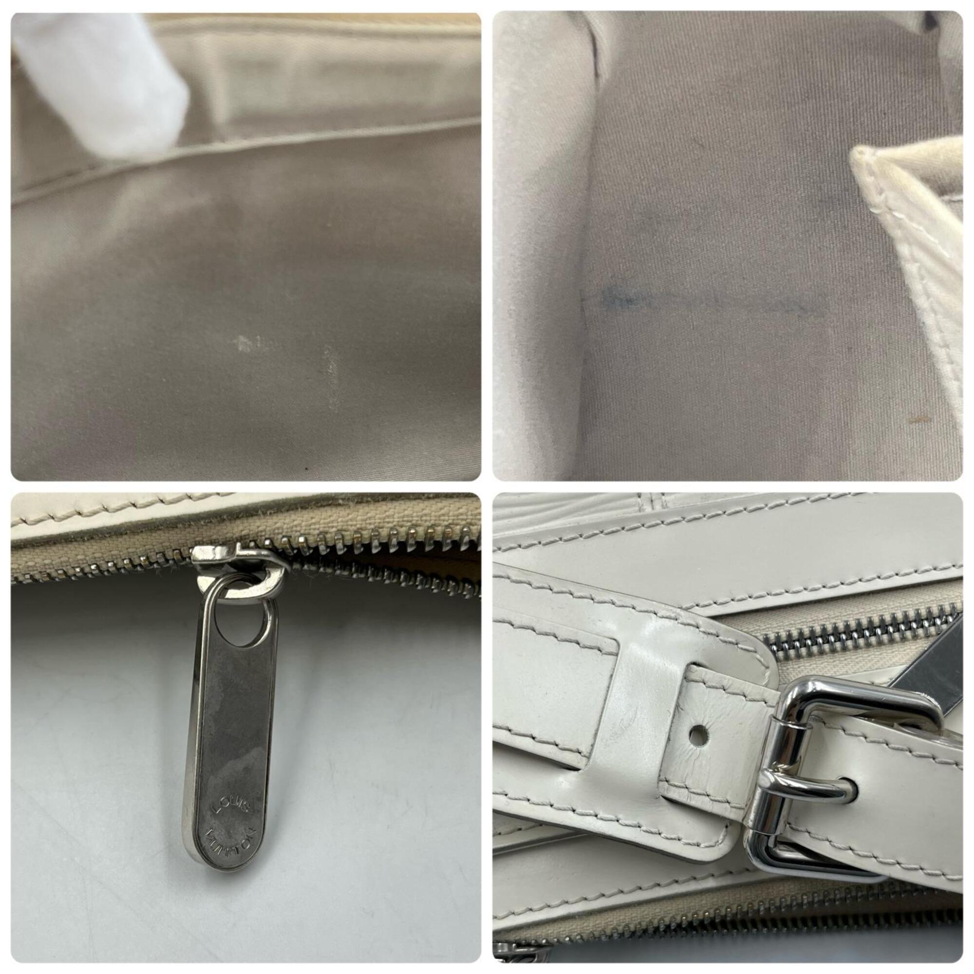 Louis Vuitton White Epi Leather Shoulder Bag (Pre-Owned)