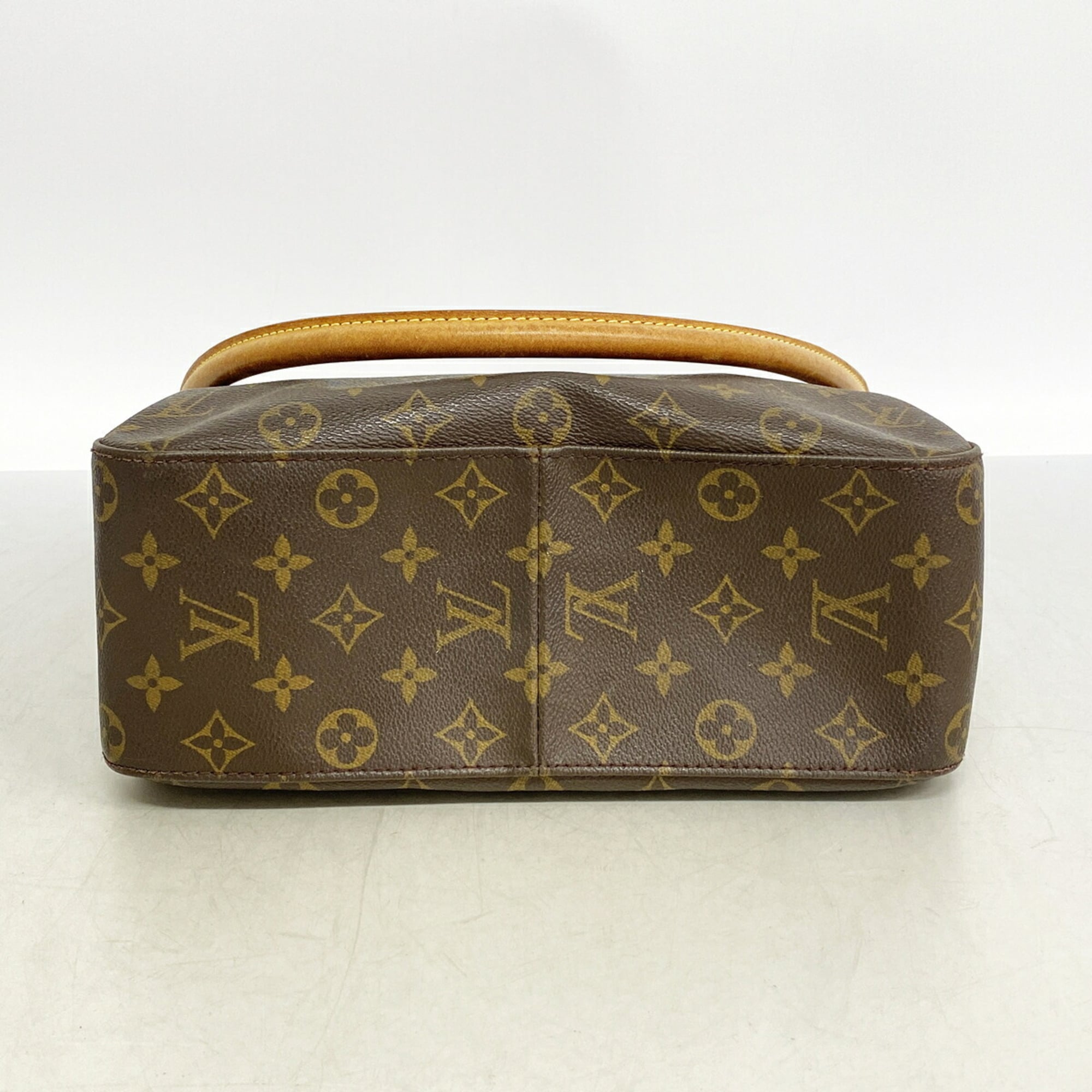 Louis Vuitton Brown Shoulder Bag (Pre-Owned)