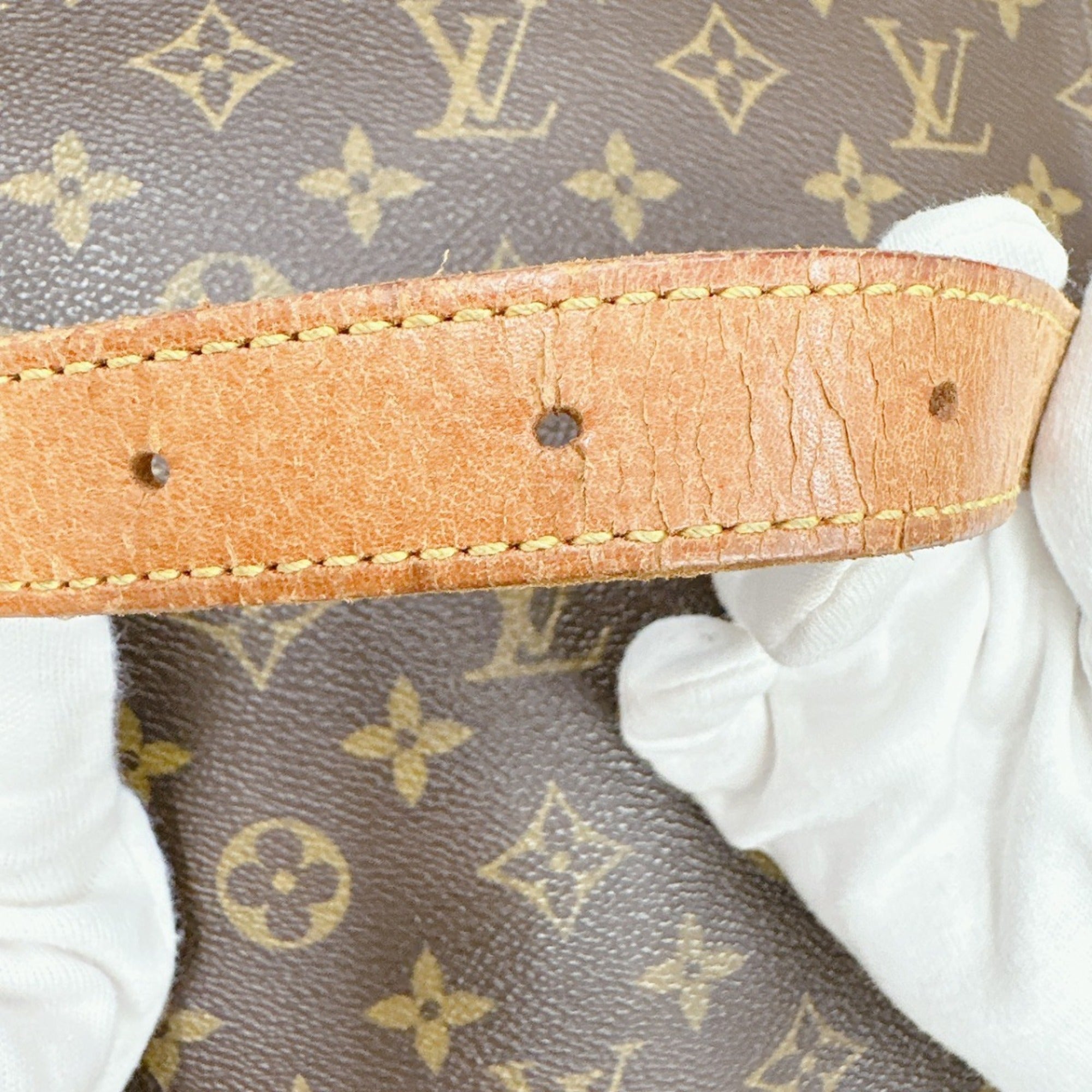 Louis Vuitton Brown Monogram Canvas Shoulder Bag (Pre-Owned)