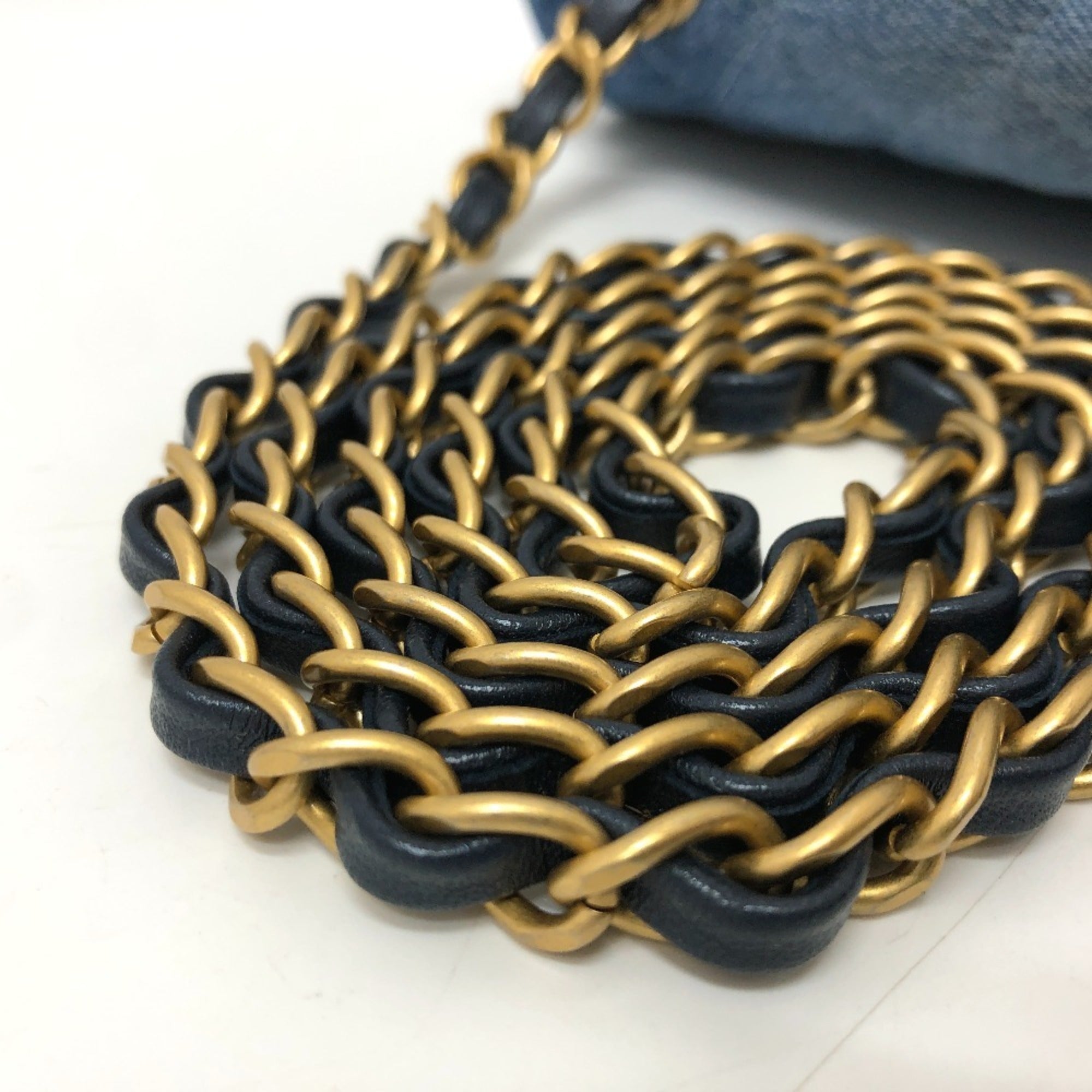 Chanel Matelasse Blue Denim Shoulder Bag (Pre-Owned)