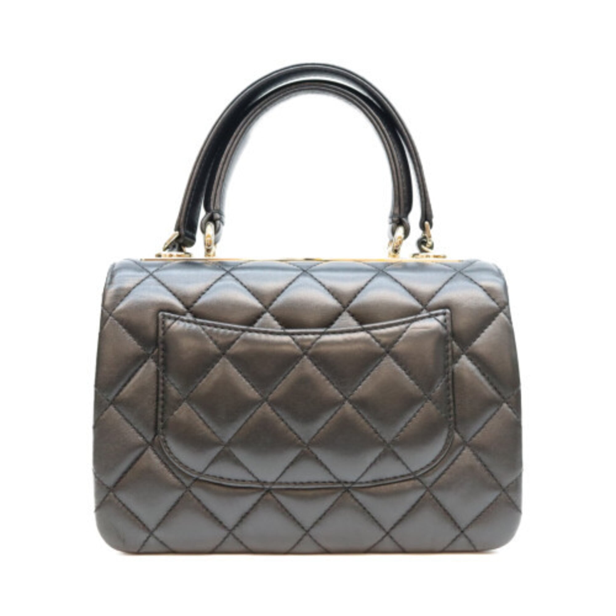 Chanel Black Leather Shoulder Bag (Pre-Owned)
