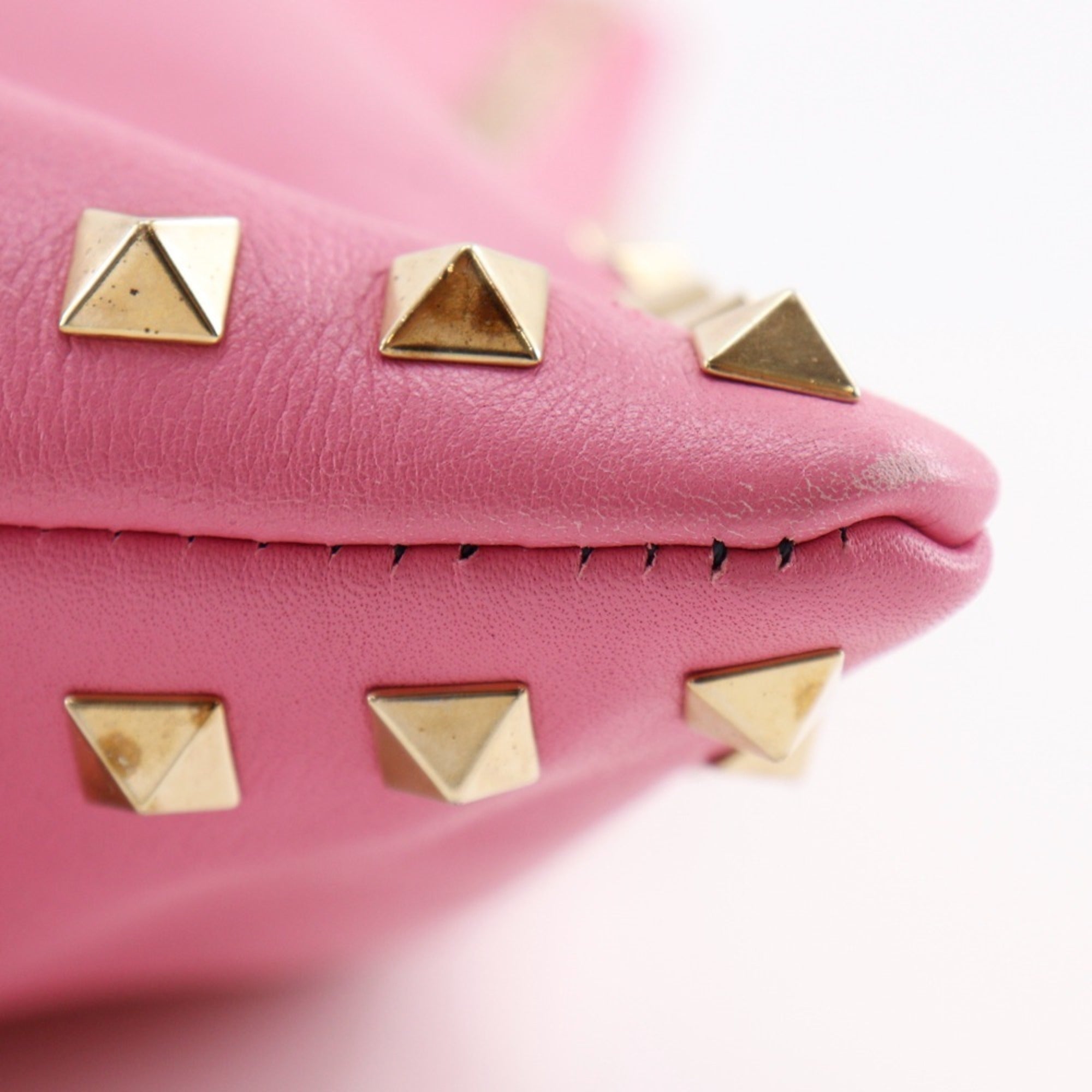 Valentino Pink Leather Clutch Bag (Pre-Owned)