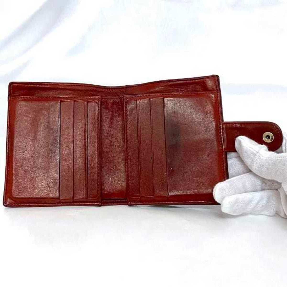 Chanel Red Color Grained Calfskin Leather Wallet (Bi-Fold) (Pre-Owned)