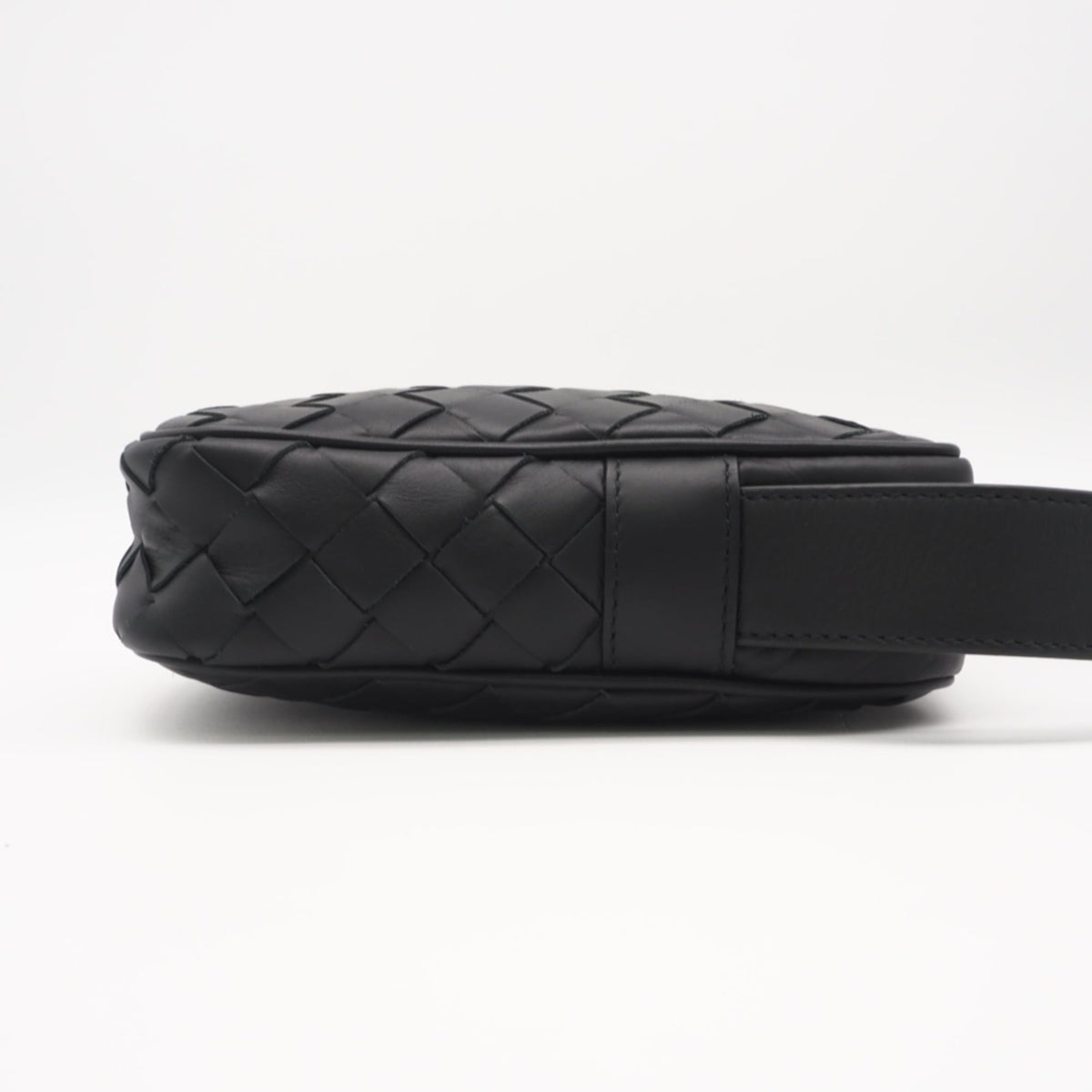 Bottega Veneta Intrecciato Black Leather Shoulder Bag Sling Bag (Pre-Owned)