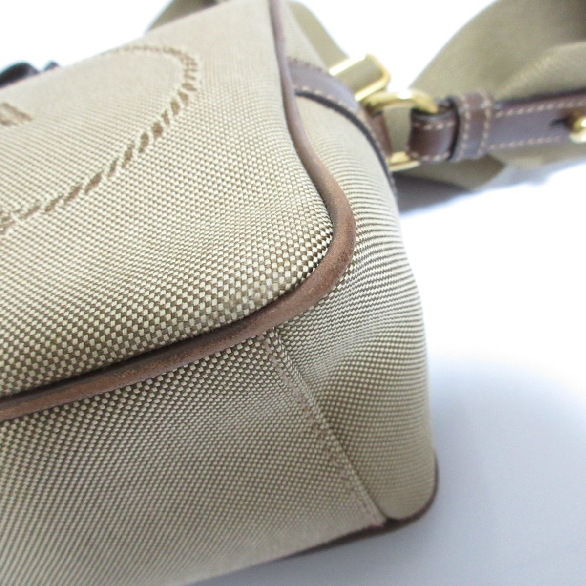 Prada Beige Shoulder Bag (Pre-Owned)