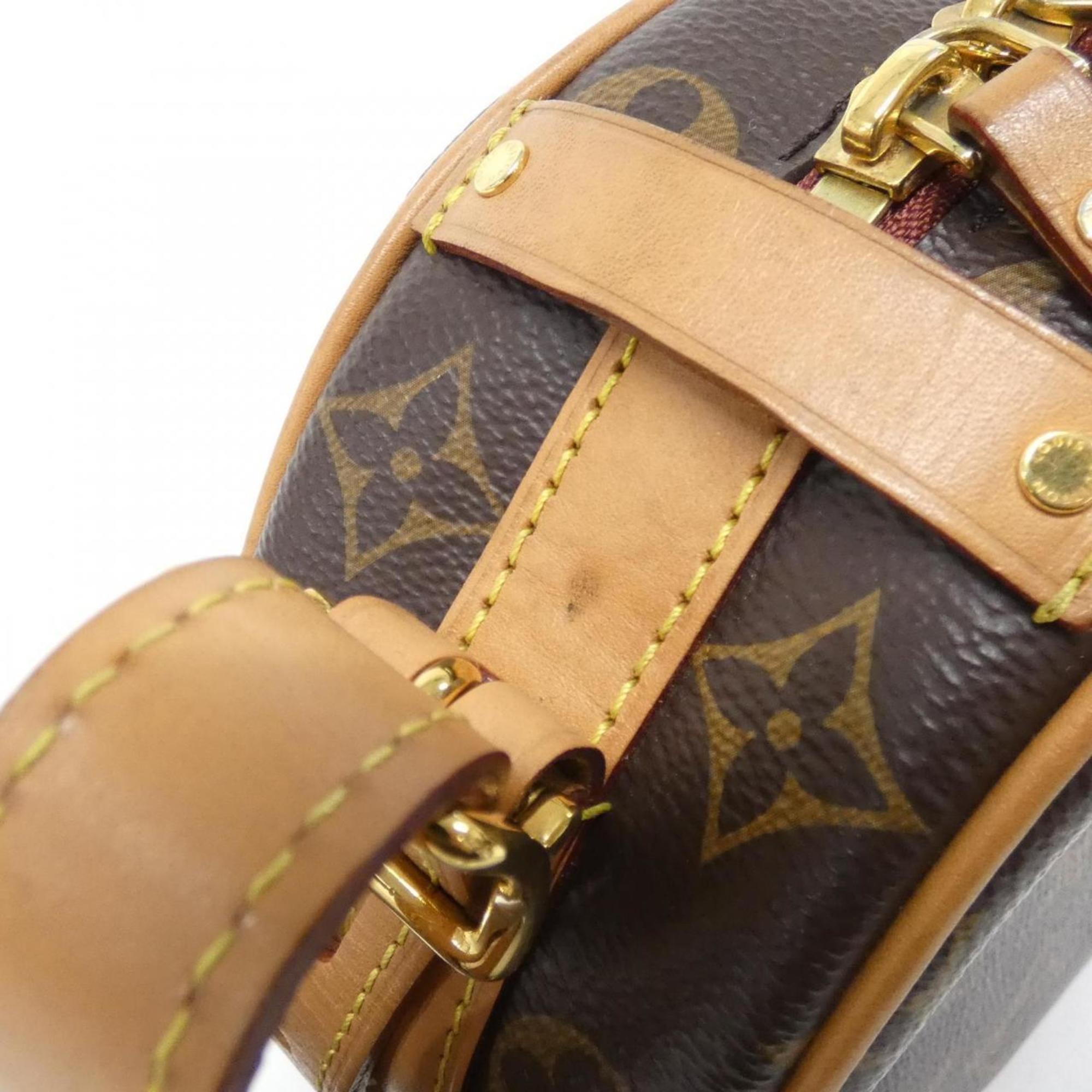 Louis Vuitton Marron Coated Canvas Shoulder Bag (Pre-Owned)