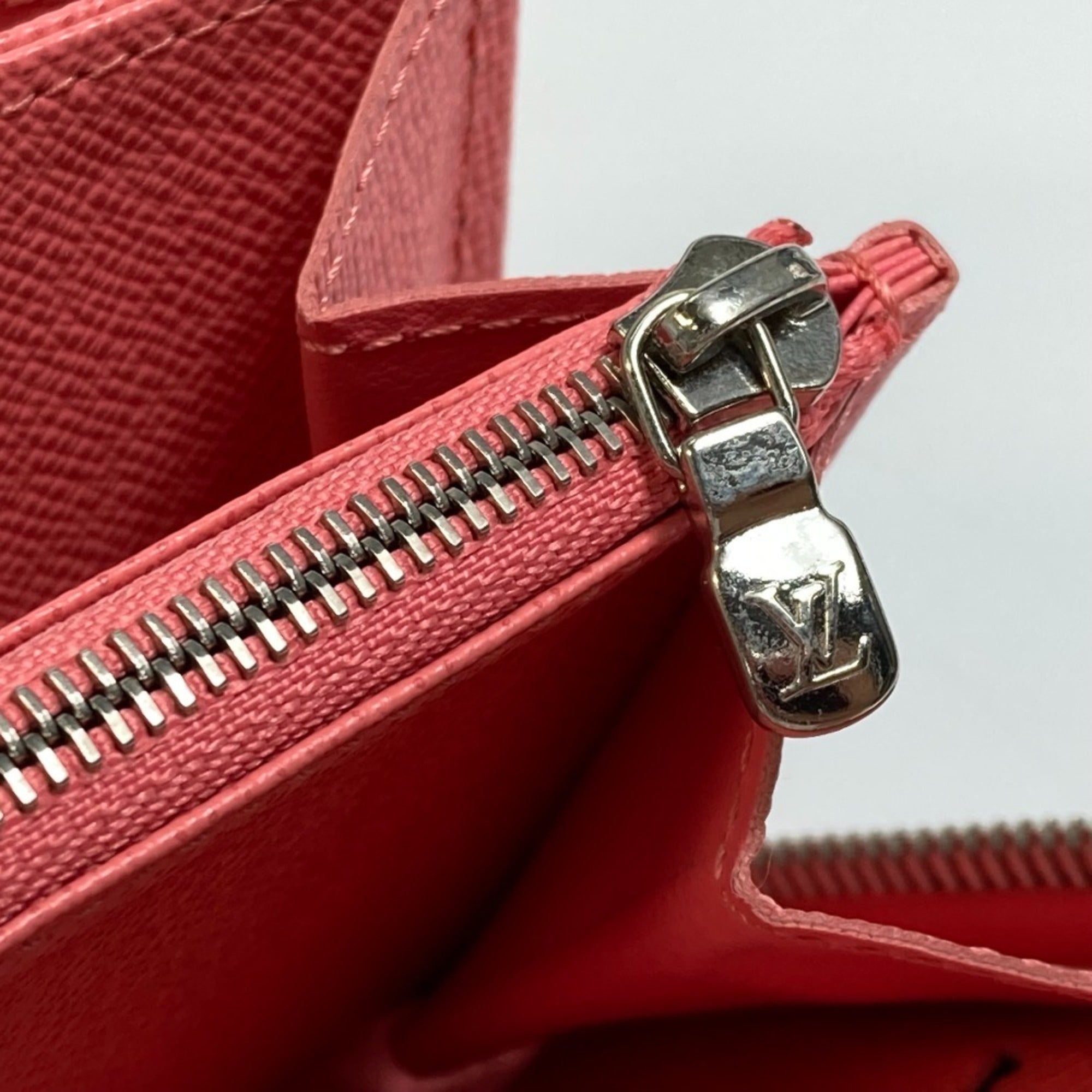 Louis Vuitton Epi Corail Pink Epi Leather Long Wallet (Bi-Fold) (Pre-Owned)