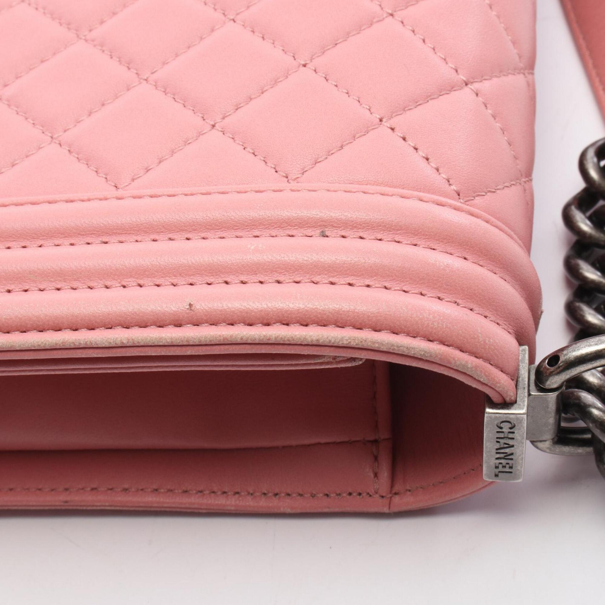 Chanel Boy Chanel Pink Leather Handbag Shoulder Bag (Pre-Owned)