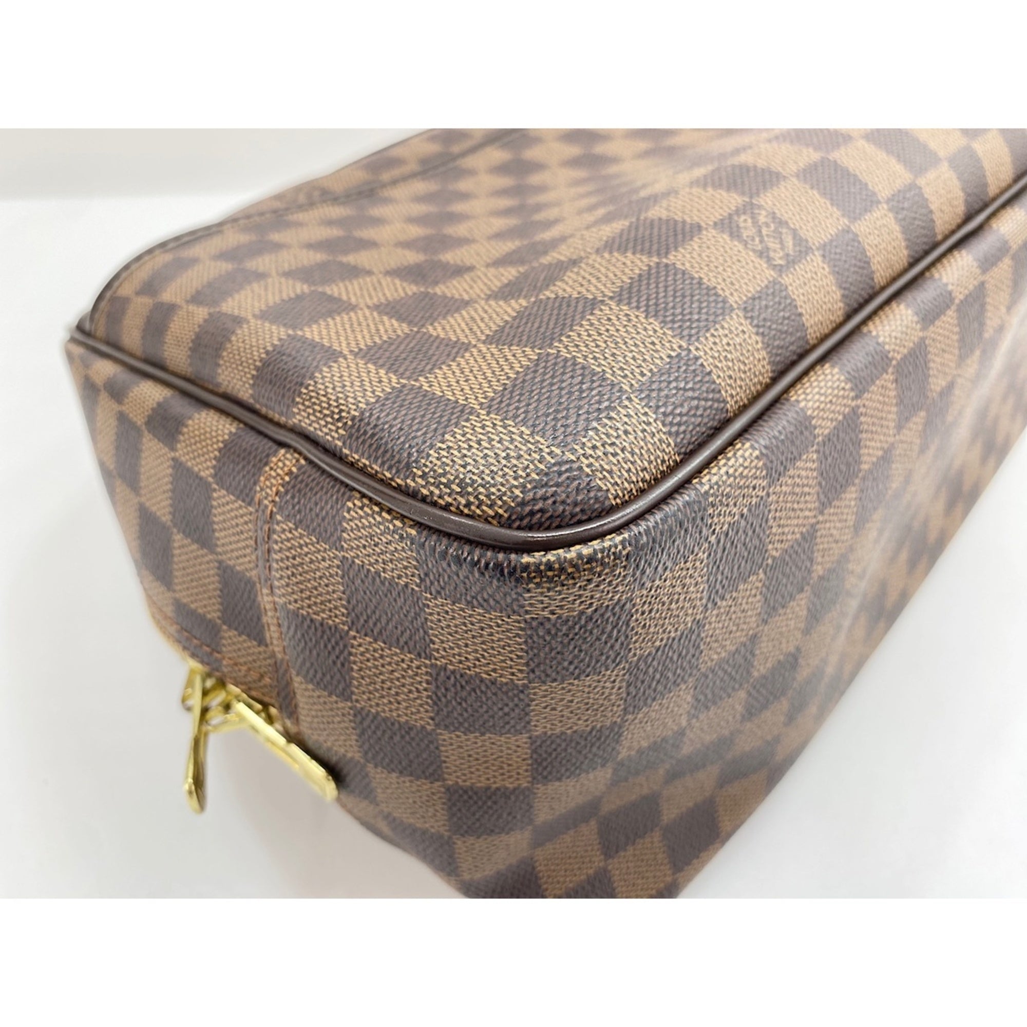 Louis Vuitton Brown Handbag (Pre-Owned)
