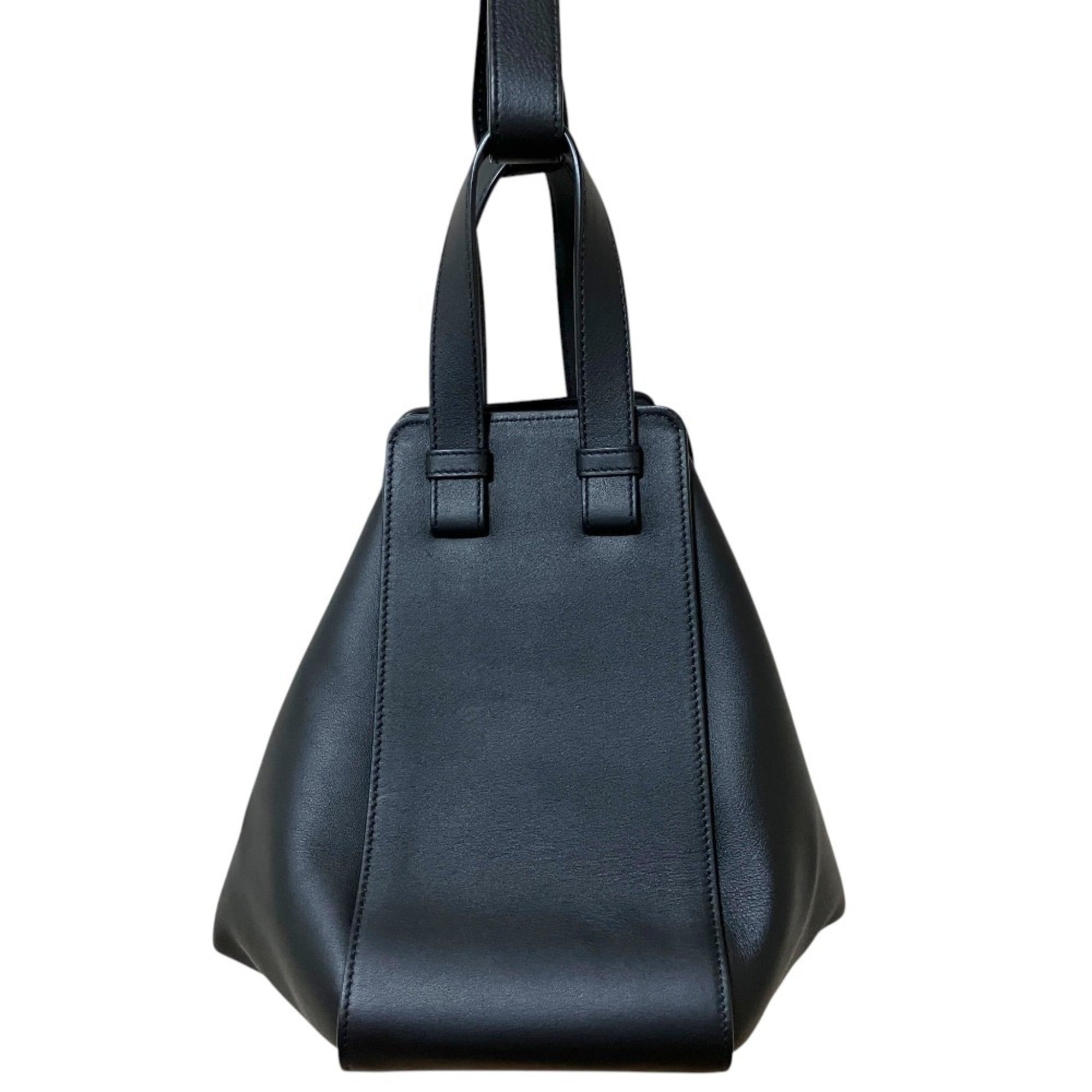 Loewe Black Leather Shoulder Bag (Pre-Owned)