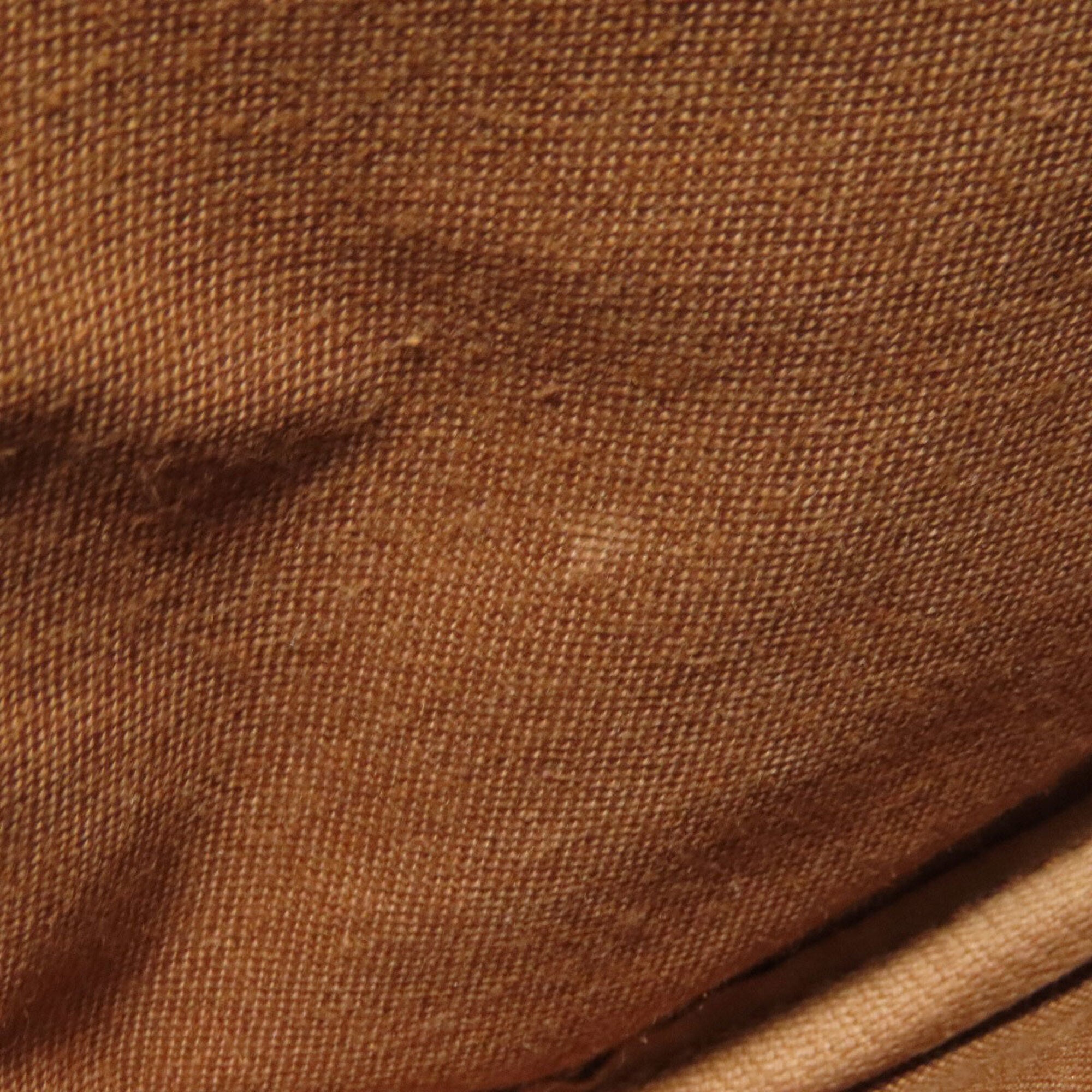 Louis Vuitton Monogram Monogram Canvas Shoulder Bag (Pre-Owned)