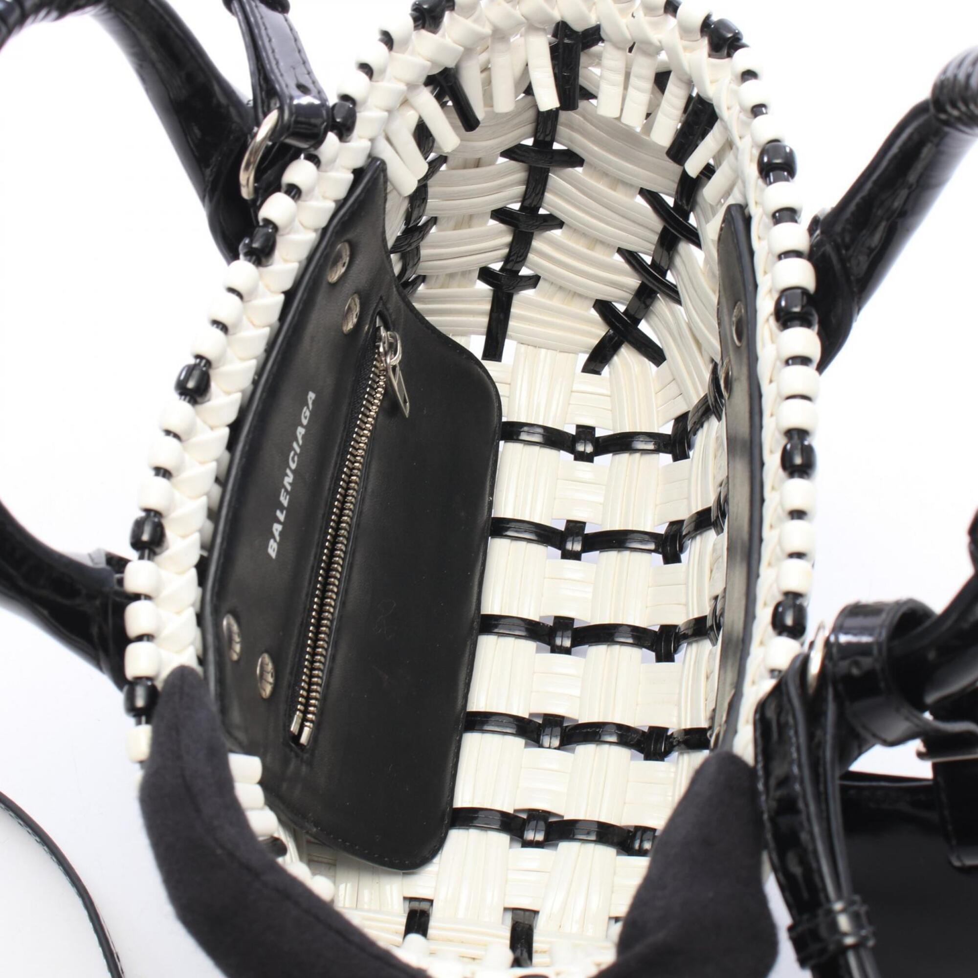 Balenciaga Black White Leather Basket Handbag (Pre-Owned)