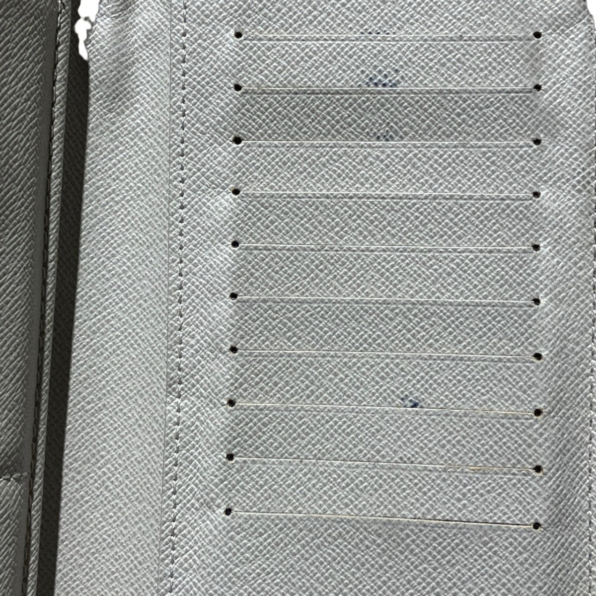 Louis Vuitton Taigarama White Taigarama Long Wallet (Bi-Fold) (Pre-Owned)