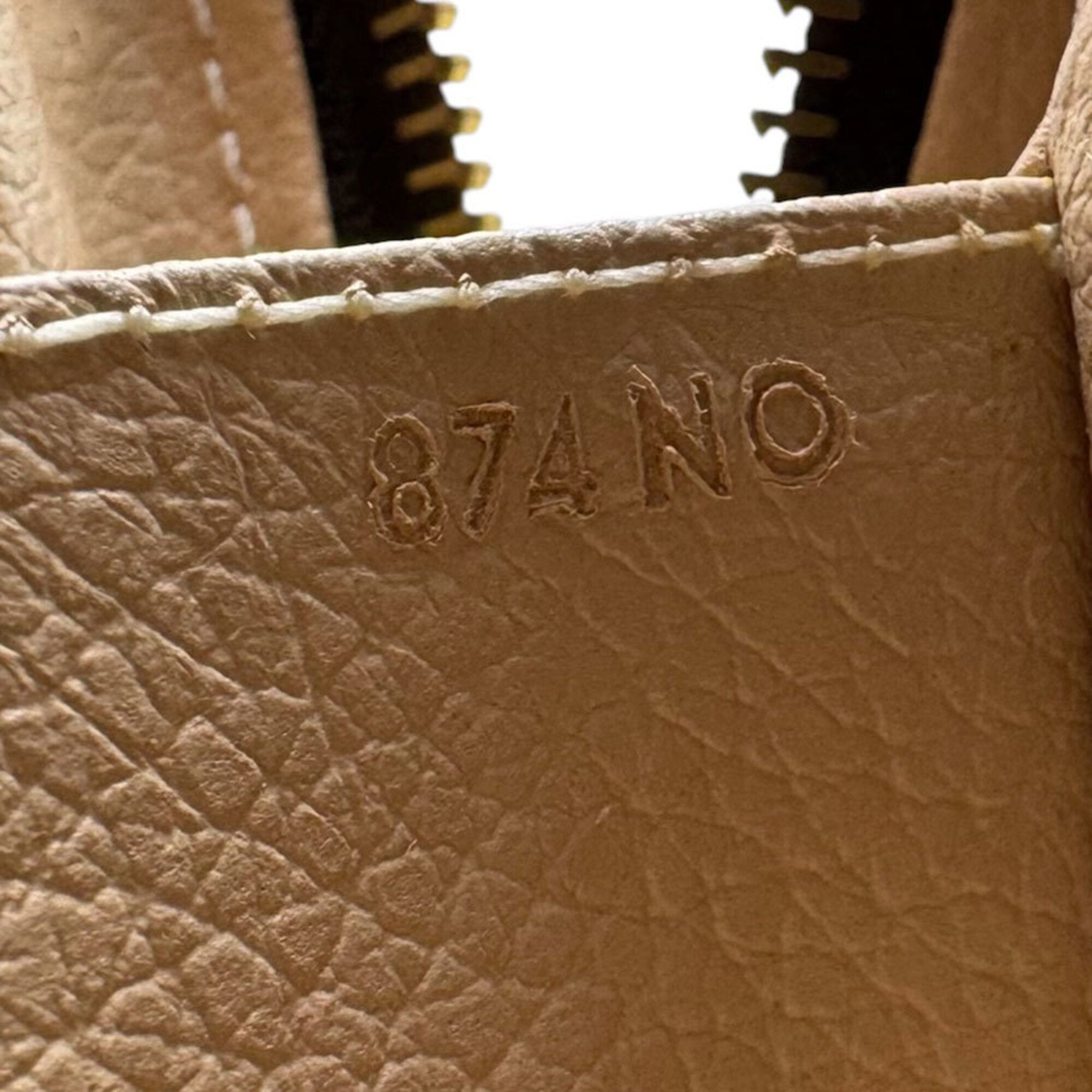 Louis Vuitton Brown Monogram Monogram Pouch (Pre-Owned)