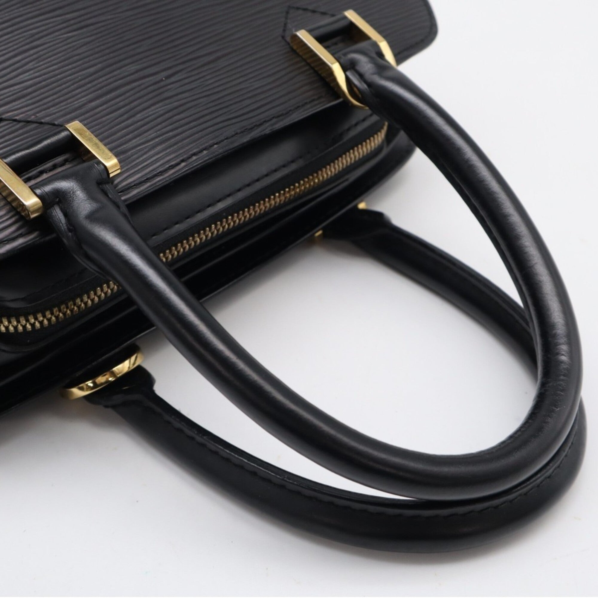 Louis Vuitton Black Leather Handbag (Pre-Owned)