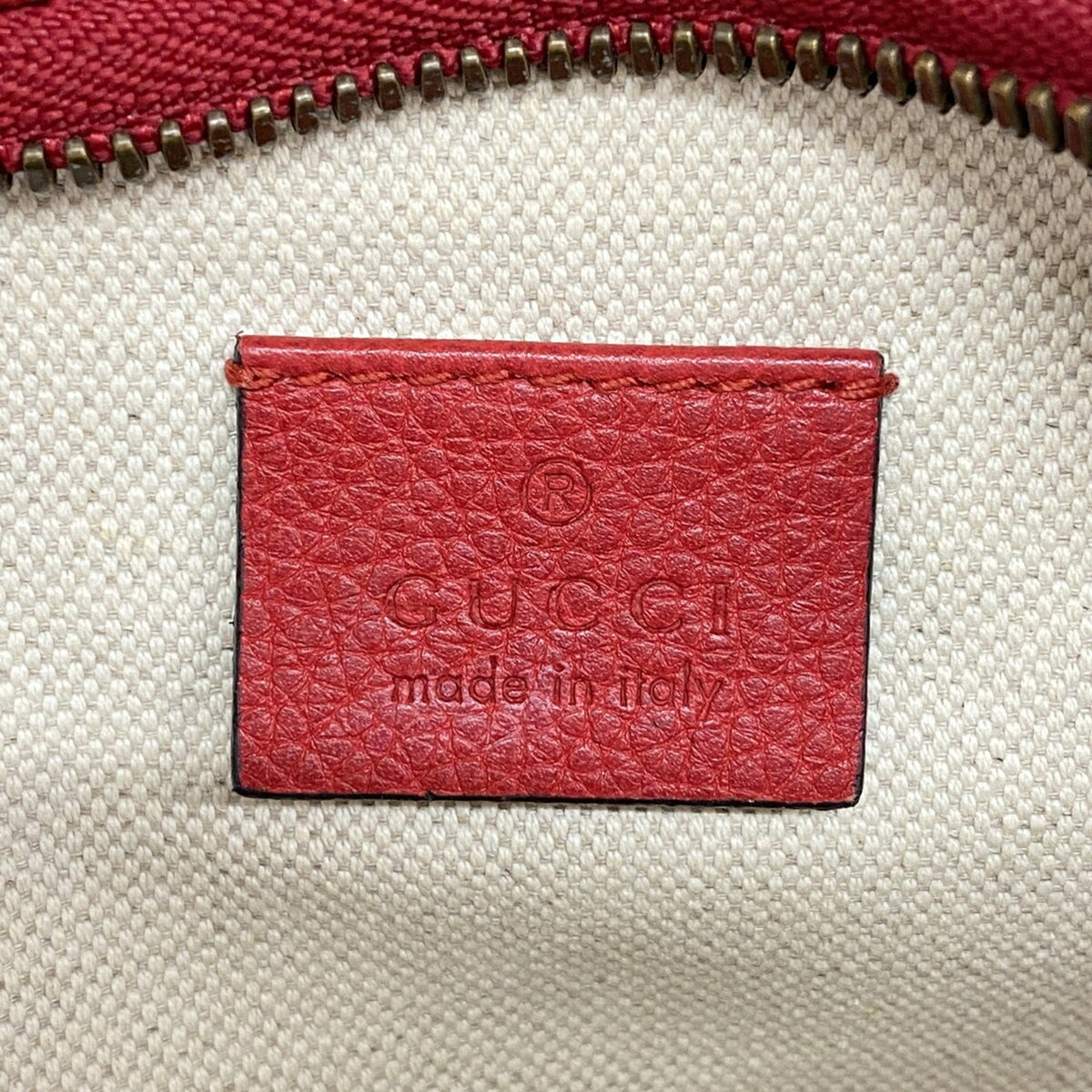 Gucci Red Color Leather Fanny Pack (Pre-Owned)
