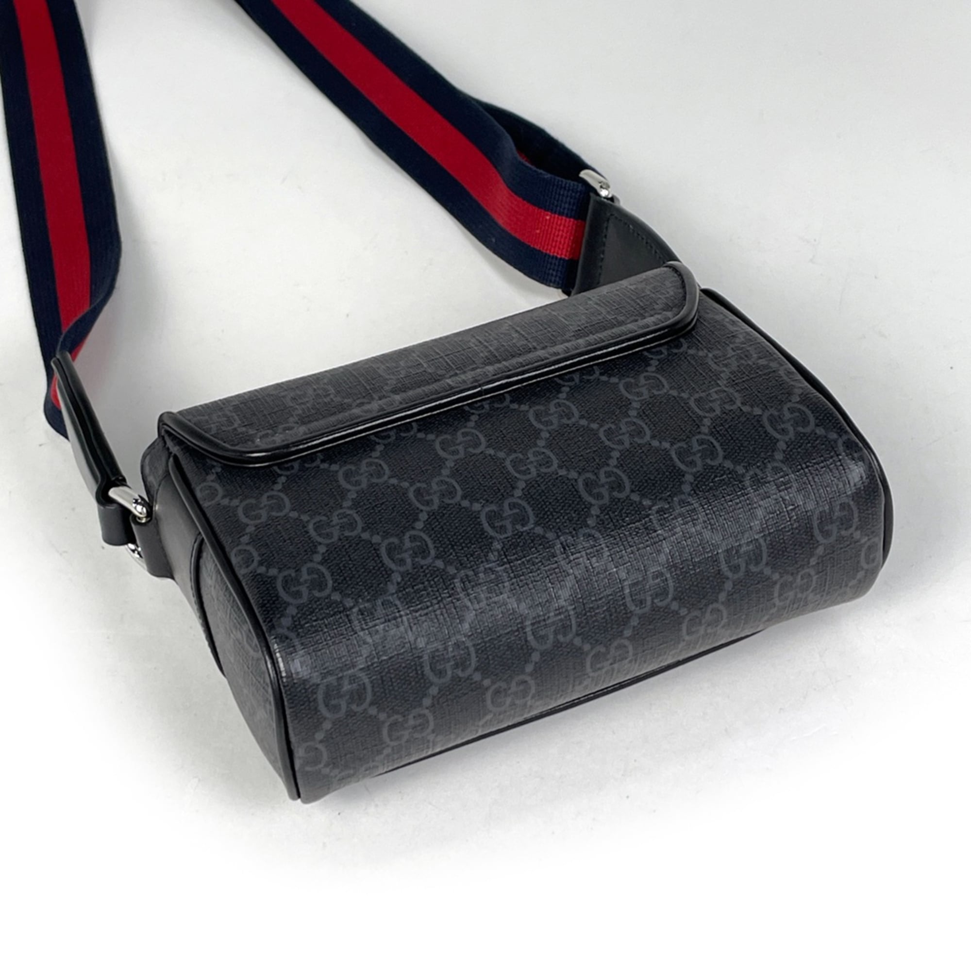 Gucci Black Coated Canvas Shoulder Bag (Pre-Owned)