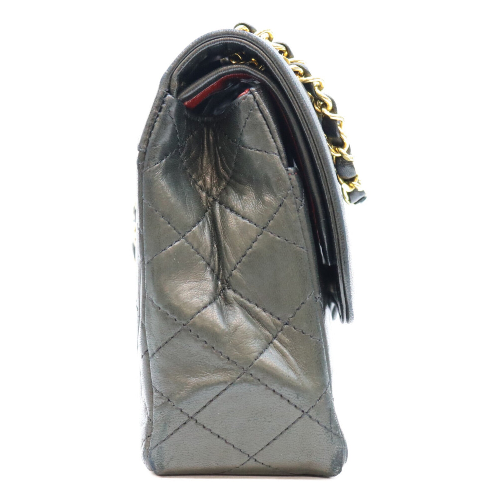 Chanel Black Leather Shoulder Bag (Pre-Owned)