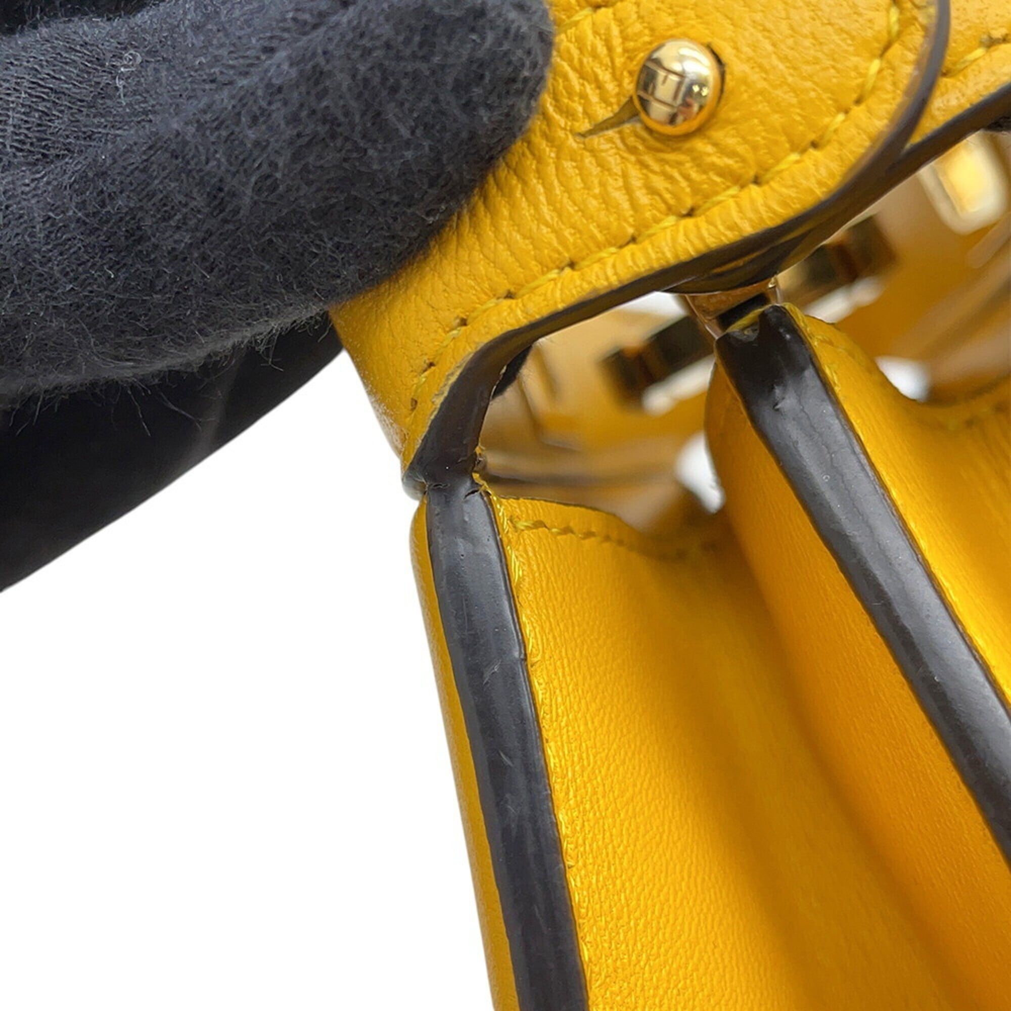Fendi Peekaboo Yellow Leather Handbag (Pre-Owned)