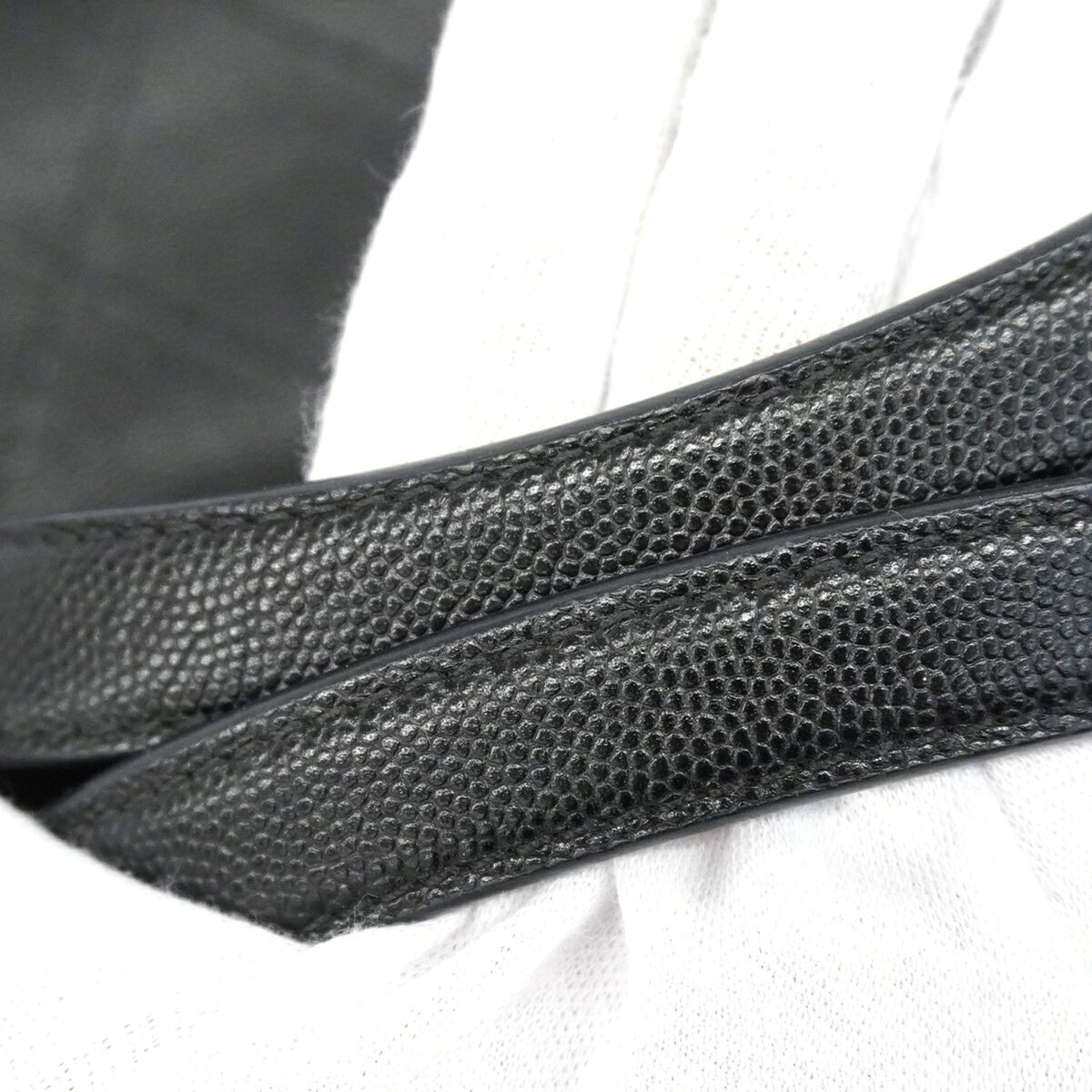 Chanel Black Grained Calfskin Tote Bag (Pre-Owned)