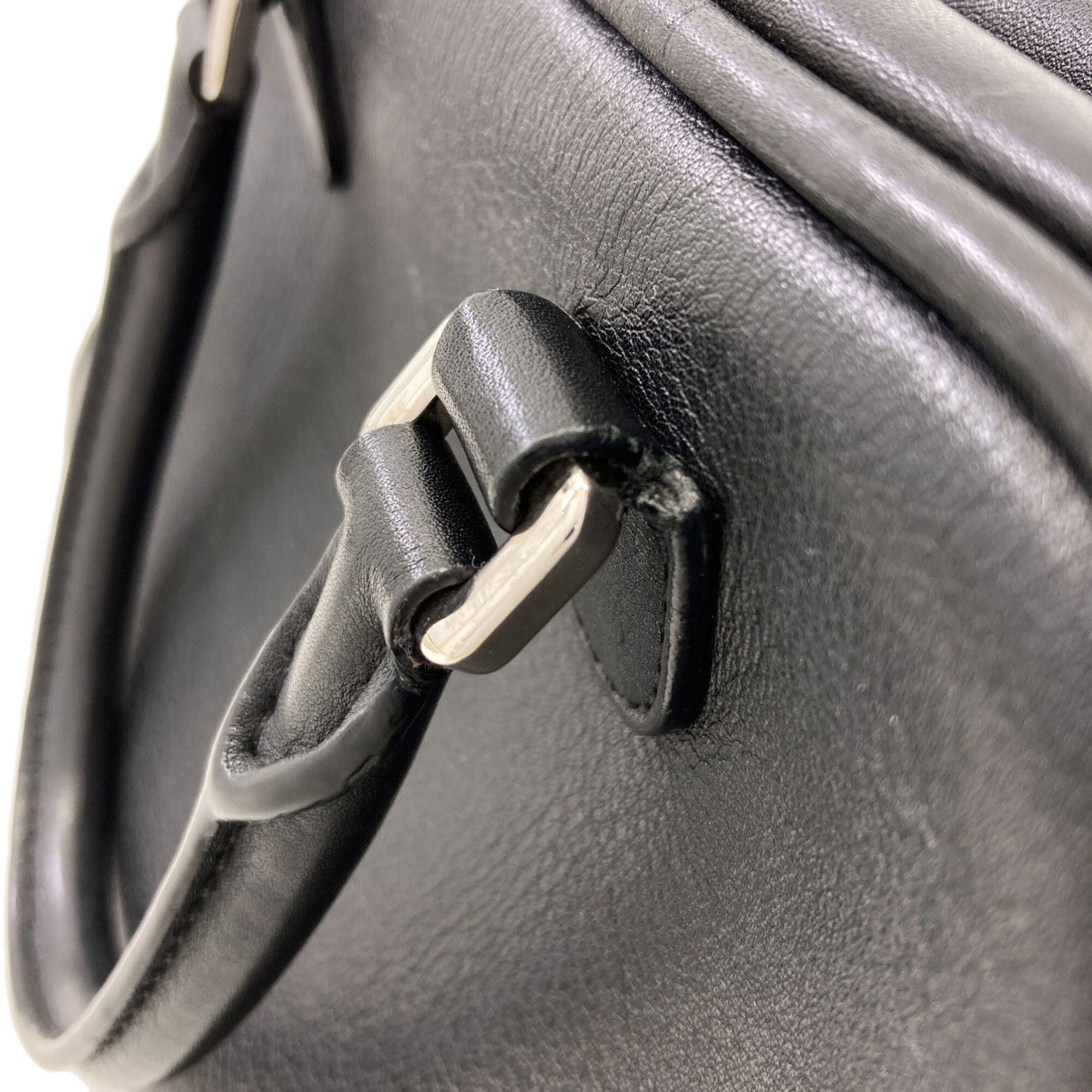 Loewe Black Leather Handbag (Pre-Owned)