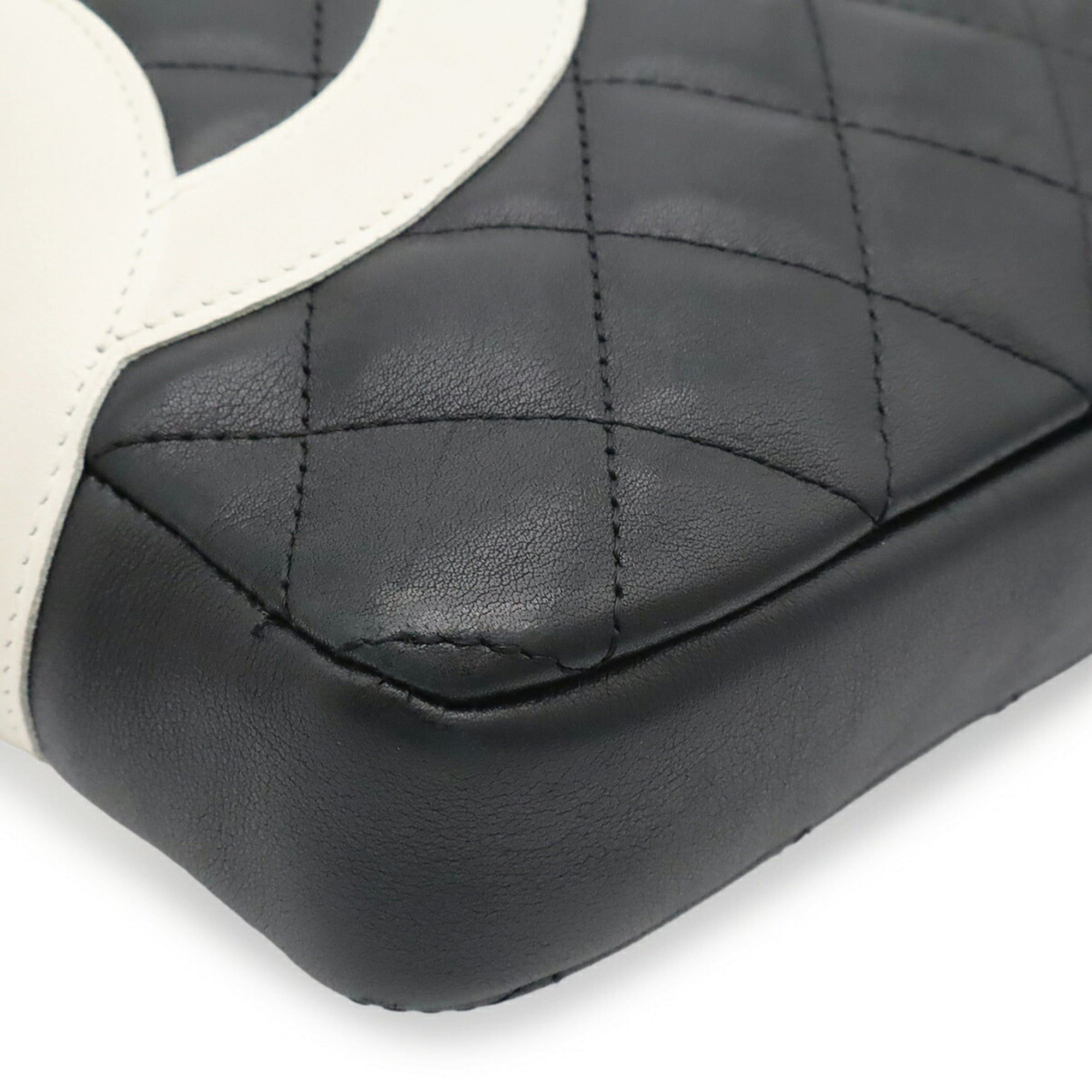 Chanel Ligne Cambon Black White Leather Shoulder Bag (Pre-Owned)