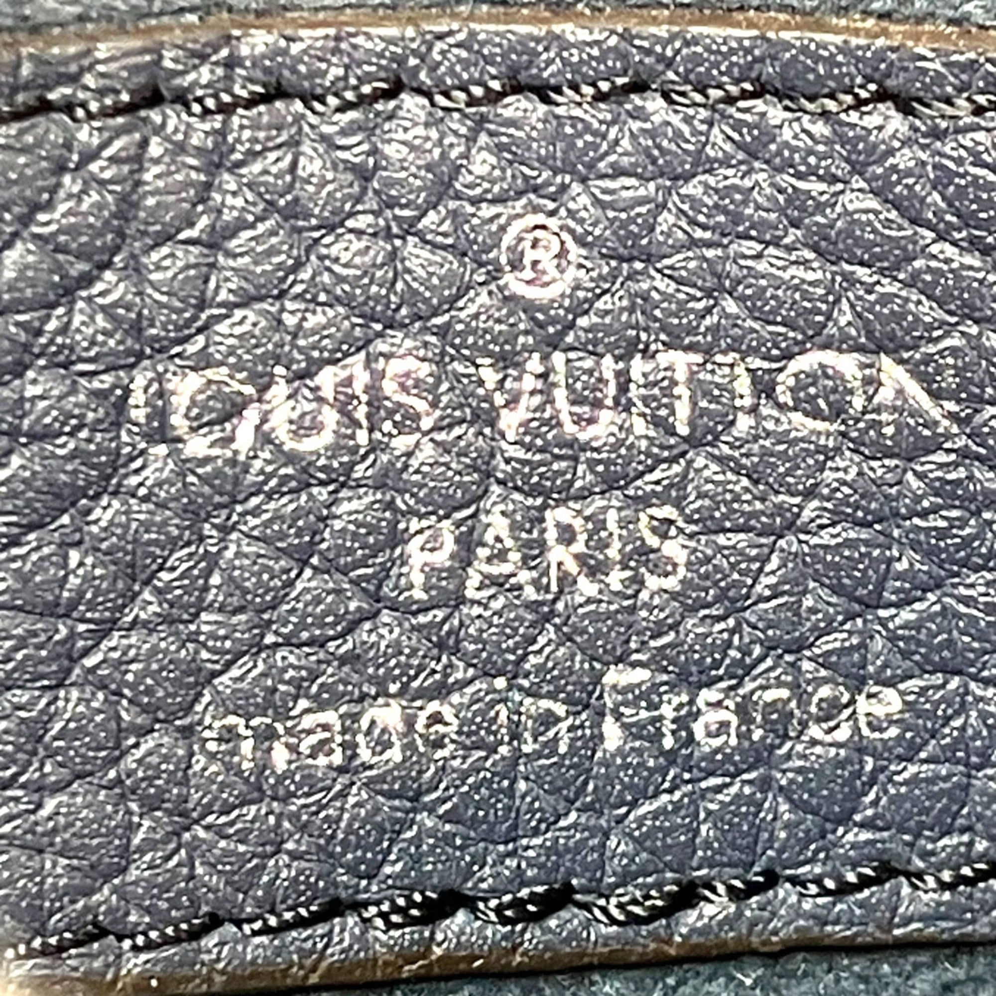Louis Vuitton Navy Leather Pochette (Pre-Owned)