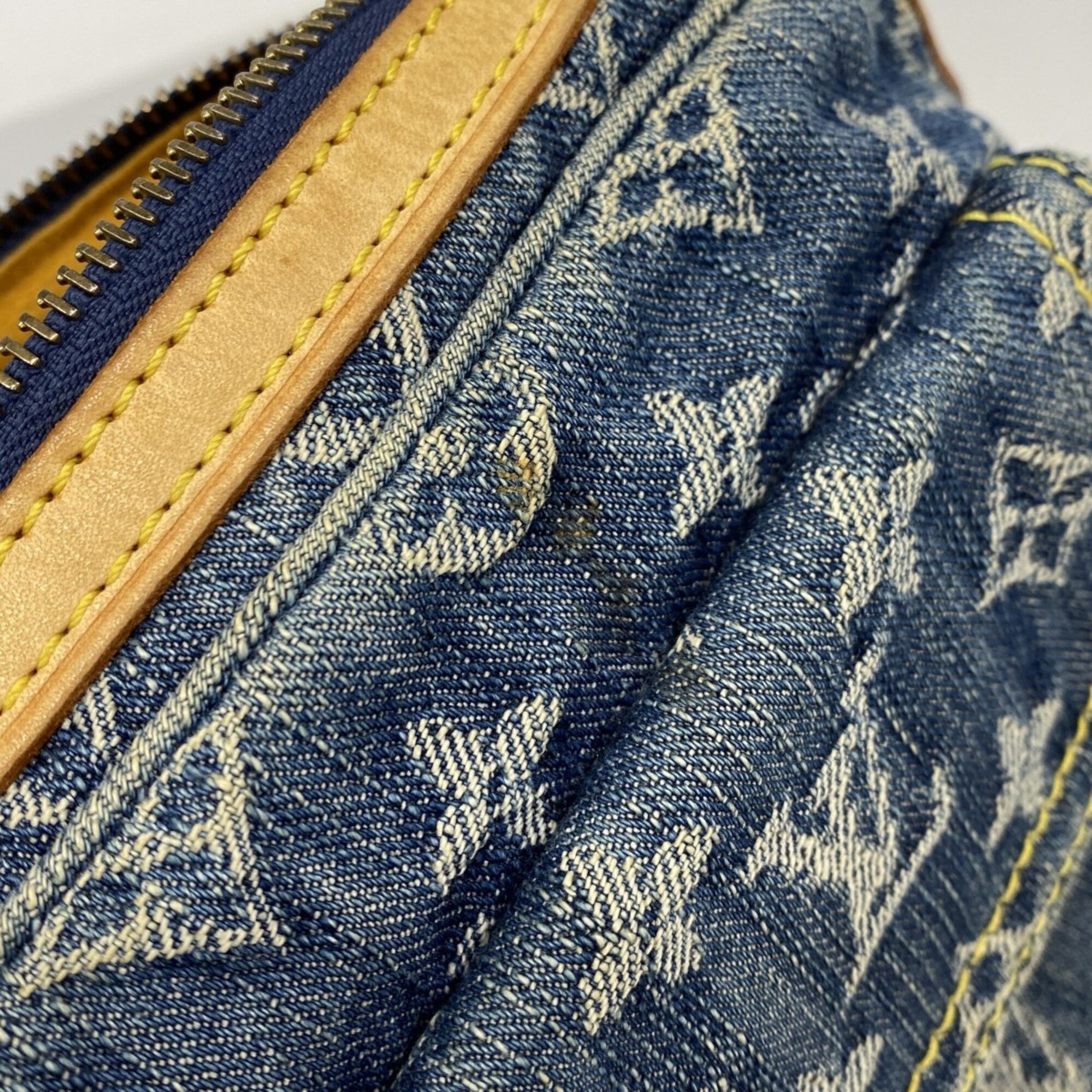 Louis Vuitton Blue Fanny Pack (Pre-Owned)