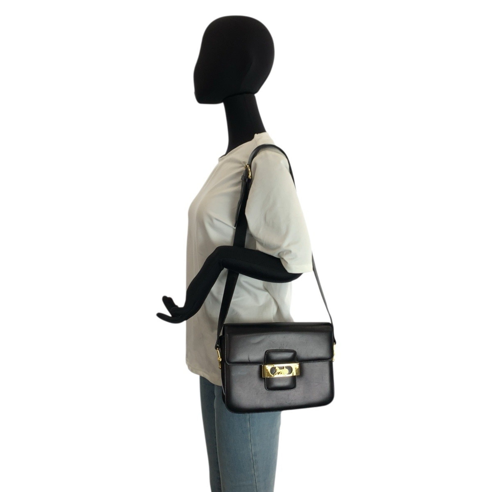 Celine Black Leather Shoulder Bag (Pre-Owned)