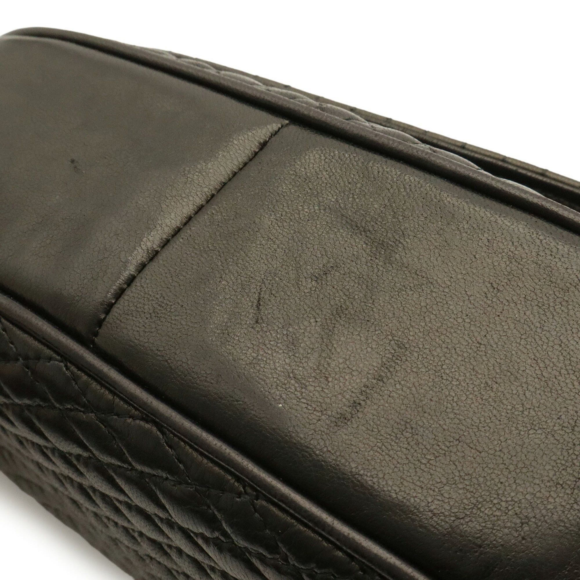 Bally Black Leather Pochette Shoulder Bag (Pre-Owned)