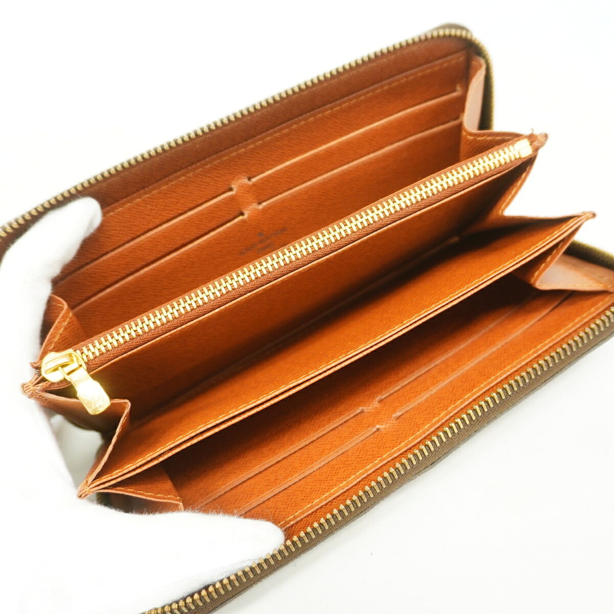 Louis Vuitton Brown Long Wallet (Bi-Fold) (Pre-Owned)