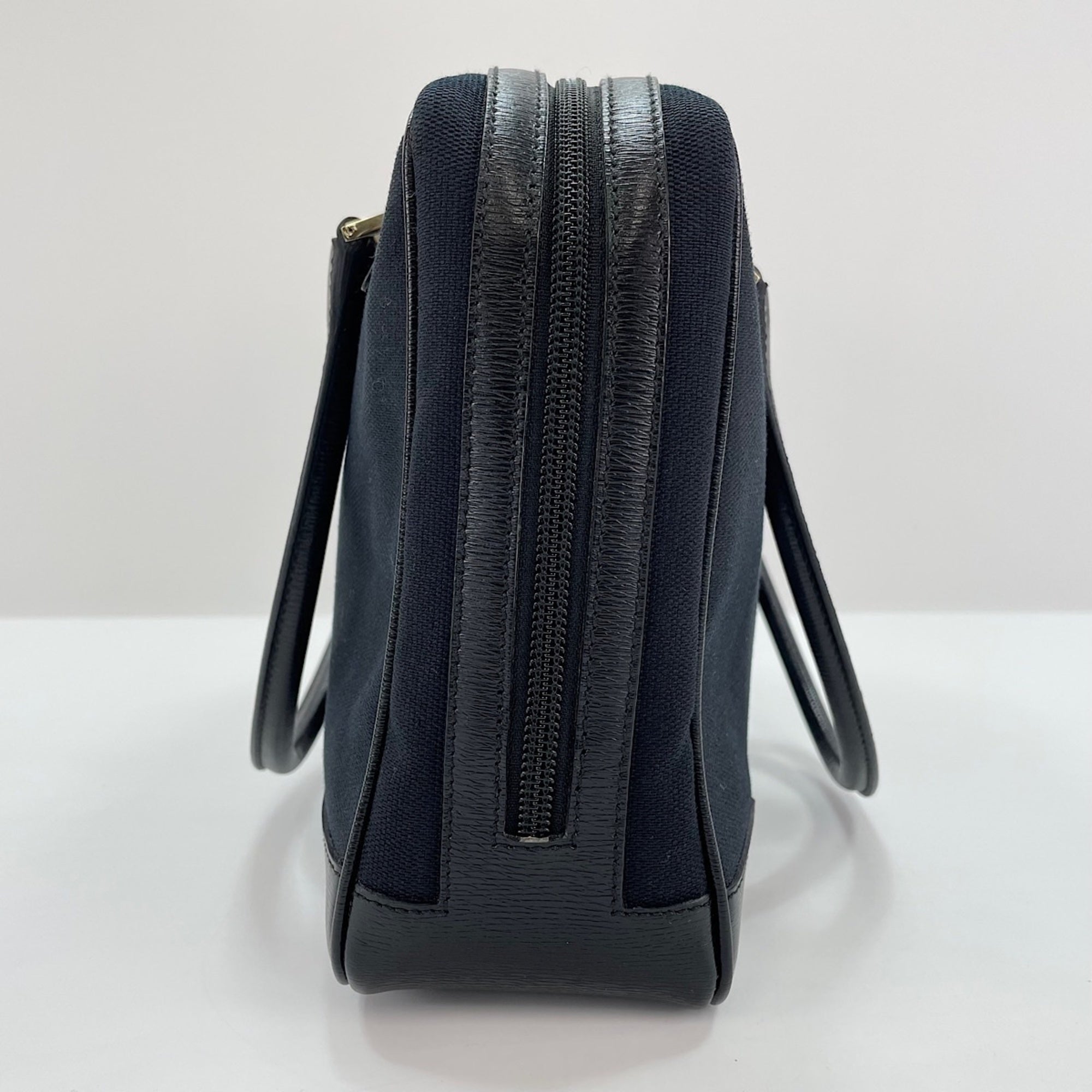 Gucci Black Handbag (Pre-Owned)