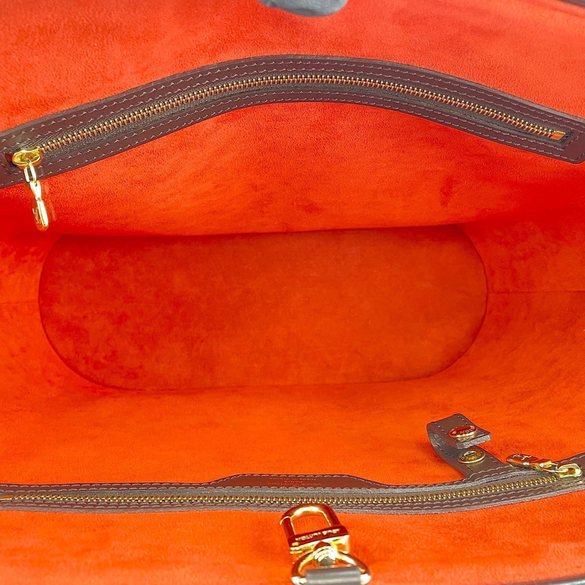 Louis Vuitton Brown Tote Bag (Pre-Owned)