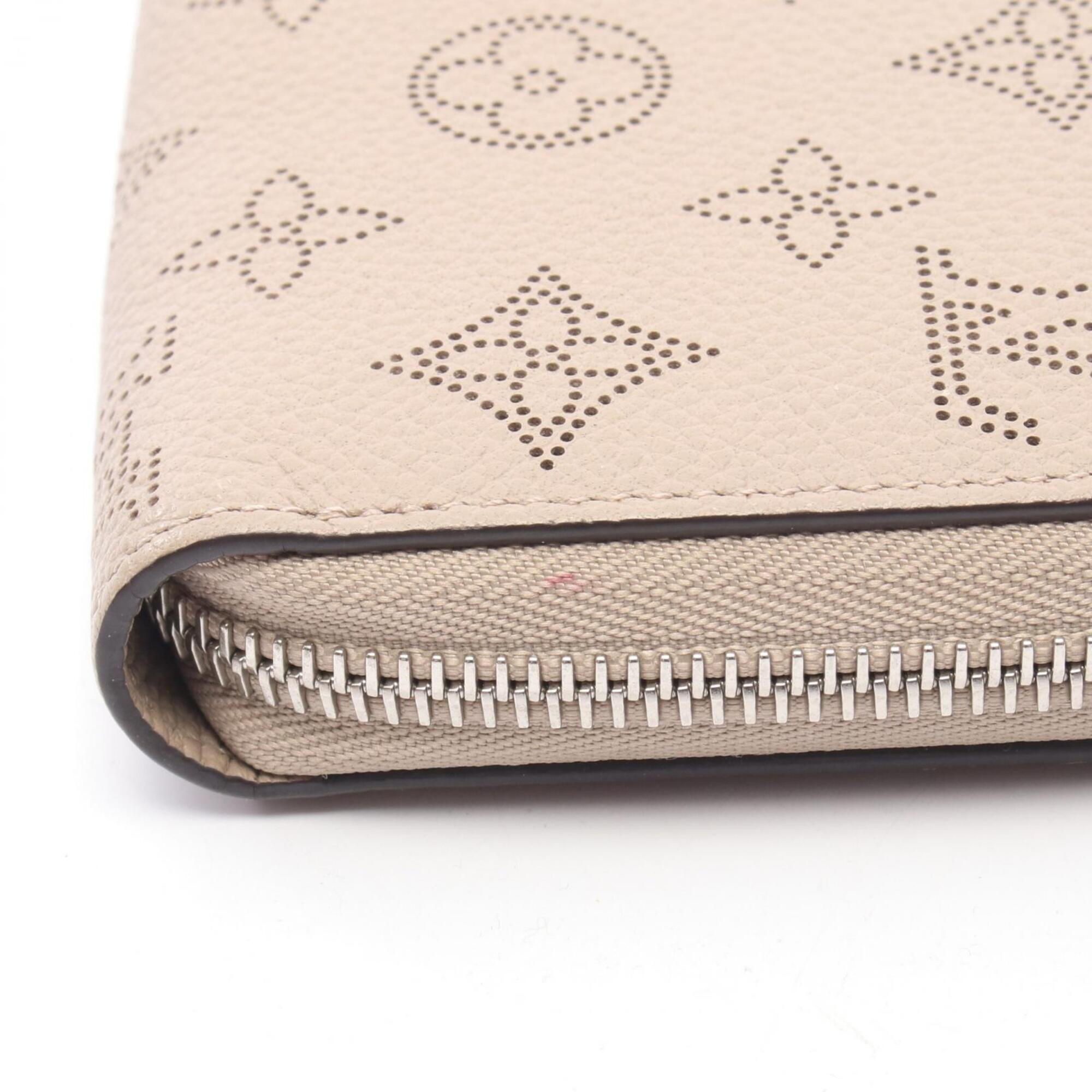Louis Vuitton Beige Mahina Leather Leather Long Wallet (Bi-Fold) (Pre-Owned)