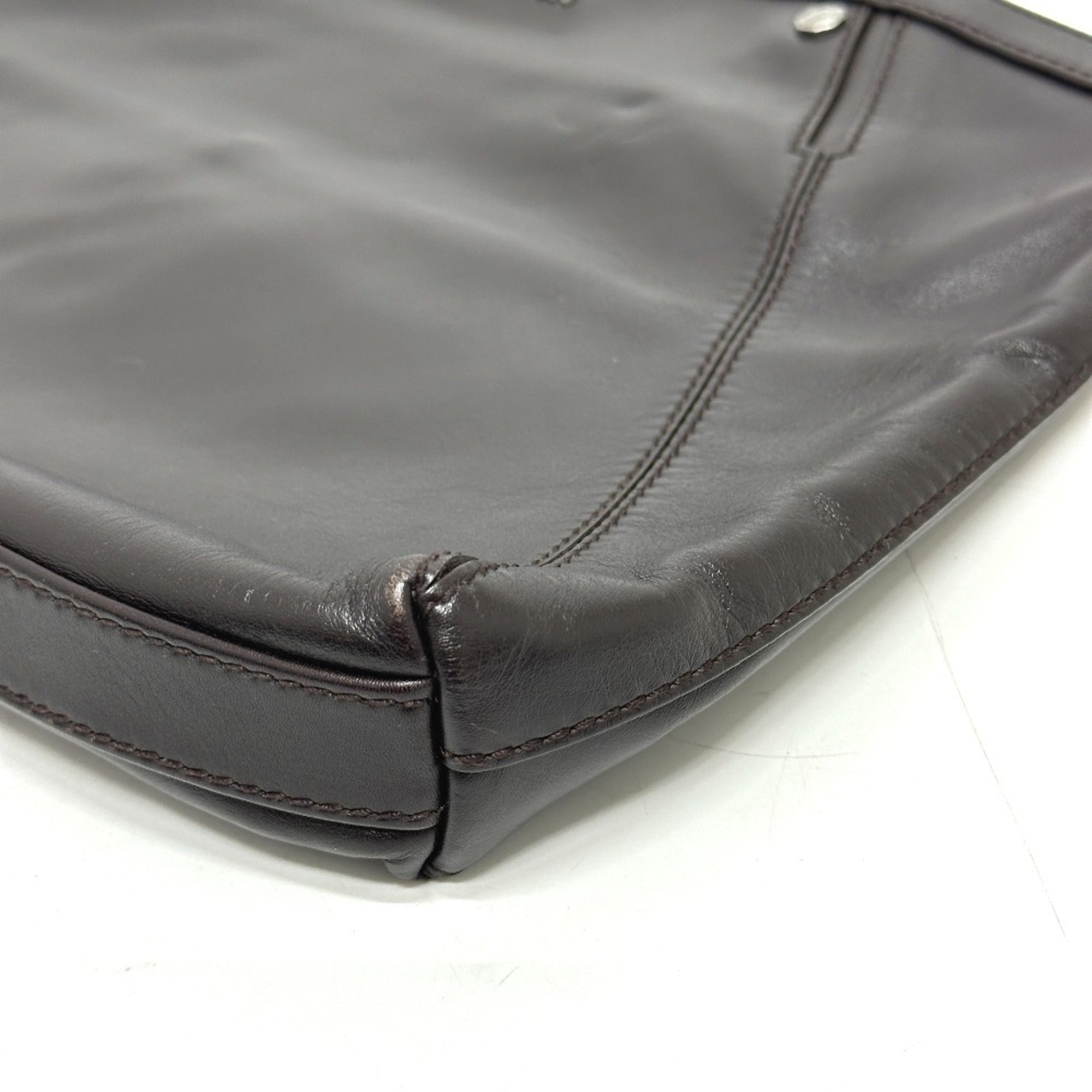 Bvlgari Brown Leather Clutch Bag (Pre-Owned)