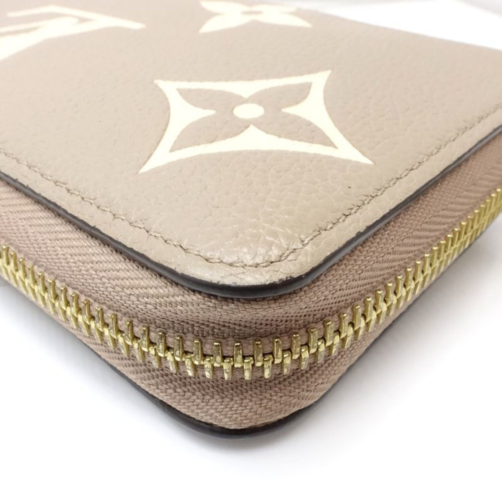 Louis Vuitton Cream Tourterelle Leather Long Wallet (Bi-Fold) (Pre-Owned)