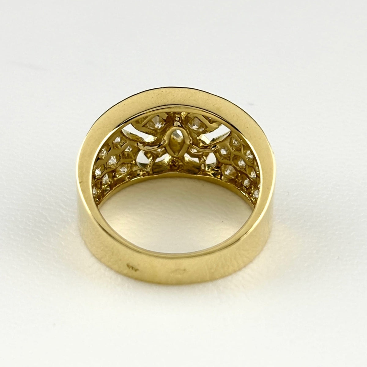 Van Cleef & Arpels Yellow Gold (18K) Band Ring (Pre-Owned)